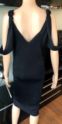 Tom Ford for Gucci F/W 2002 Bodycon Cold Shoulder Knit Black Midi Dress