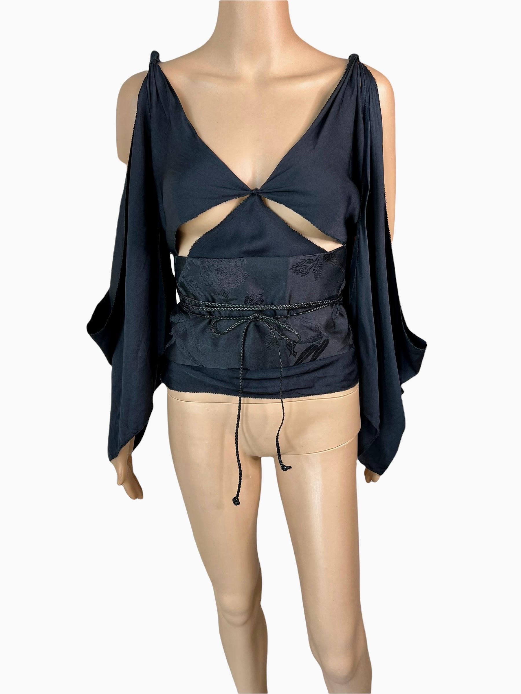 Tom Ford for Gucci F/W 2002 Runway Cutout Backless Silk Black Belted Blouse Top In Good Condition For Sale In Naples, FL