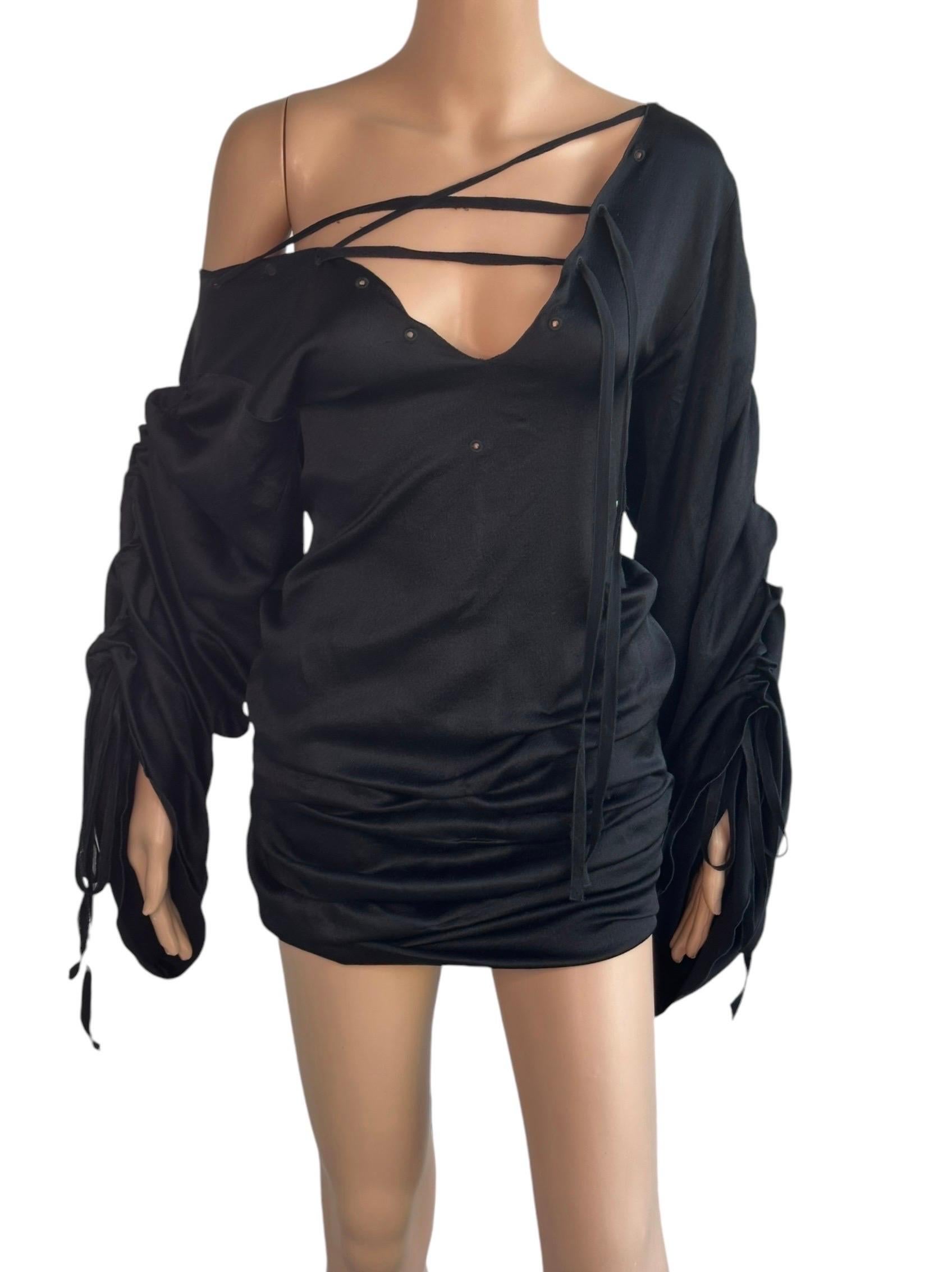 Tom Ford for Gucci F/W 2002 Runway Lace Up Ruched Black Silk Mini Dress 

Size IT 40

Look 37 from the Gucci Fall 2002 Runway Collection.

FOLLOW US ON INSTAGRAM @OPULENTADDICT

