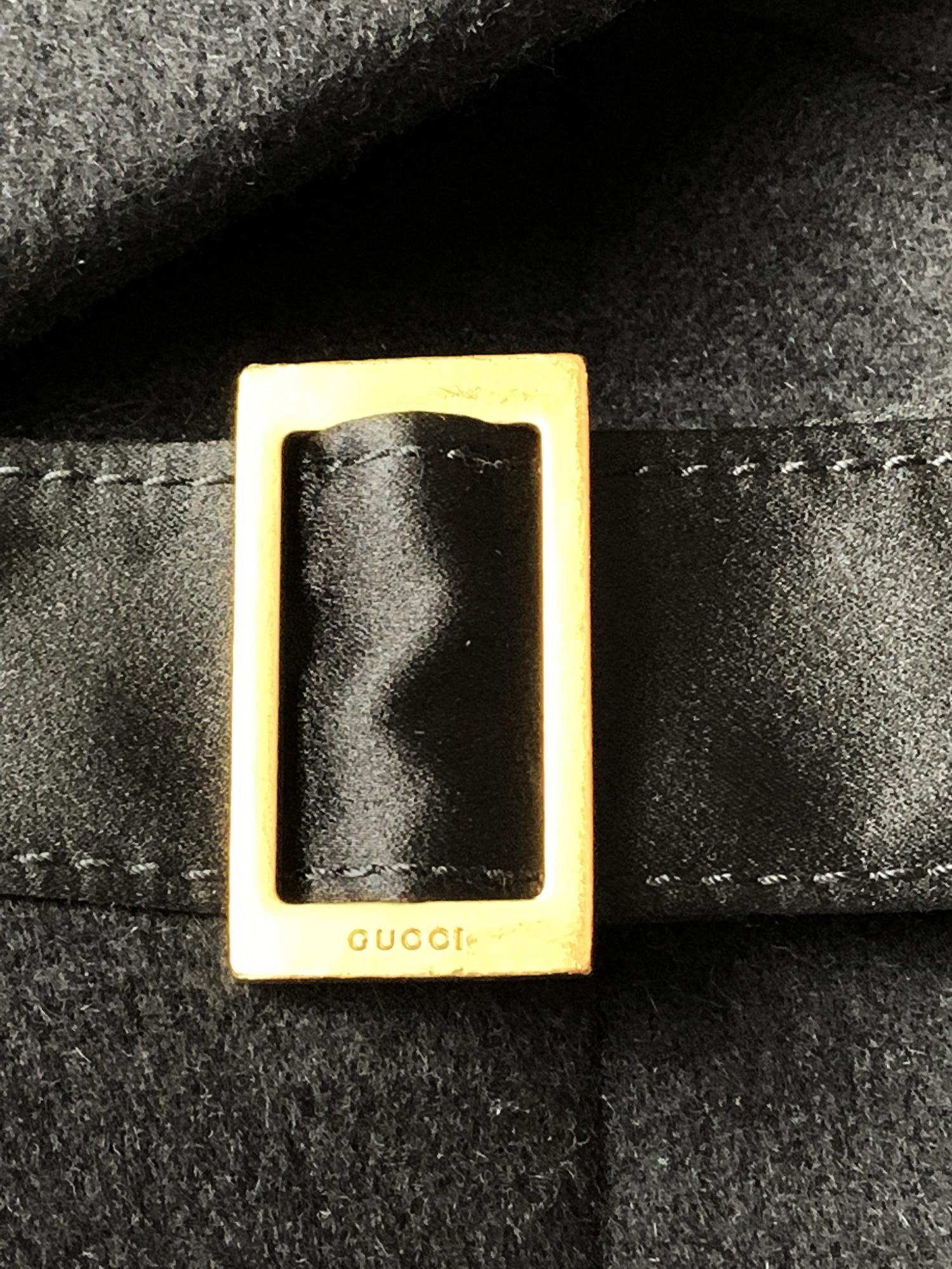 Tom Ford für Gucci F/W 2003 Schwarzer Mantel mit übergroßem Kragen aus Wolle  im Angebot 5