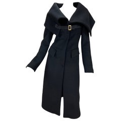 Tom Ford für Gucci F/W 2003 Schwarzer Mantel mit übergroßem Kragen aus Wolle