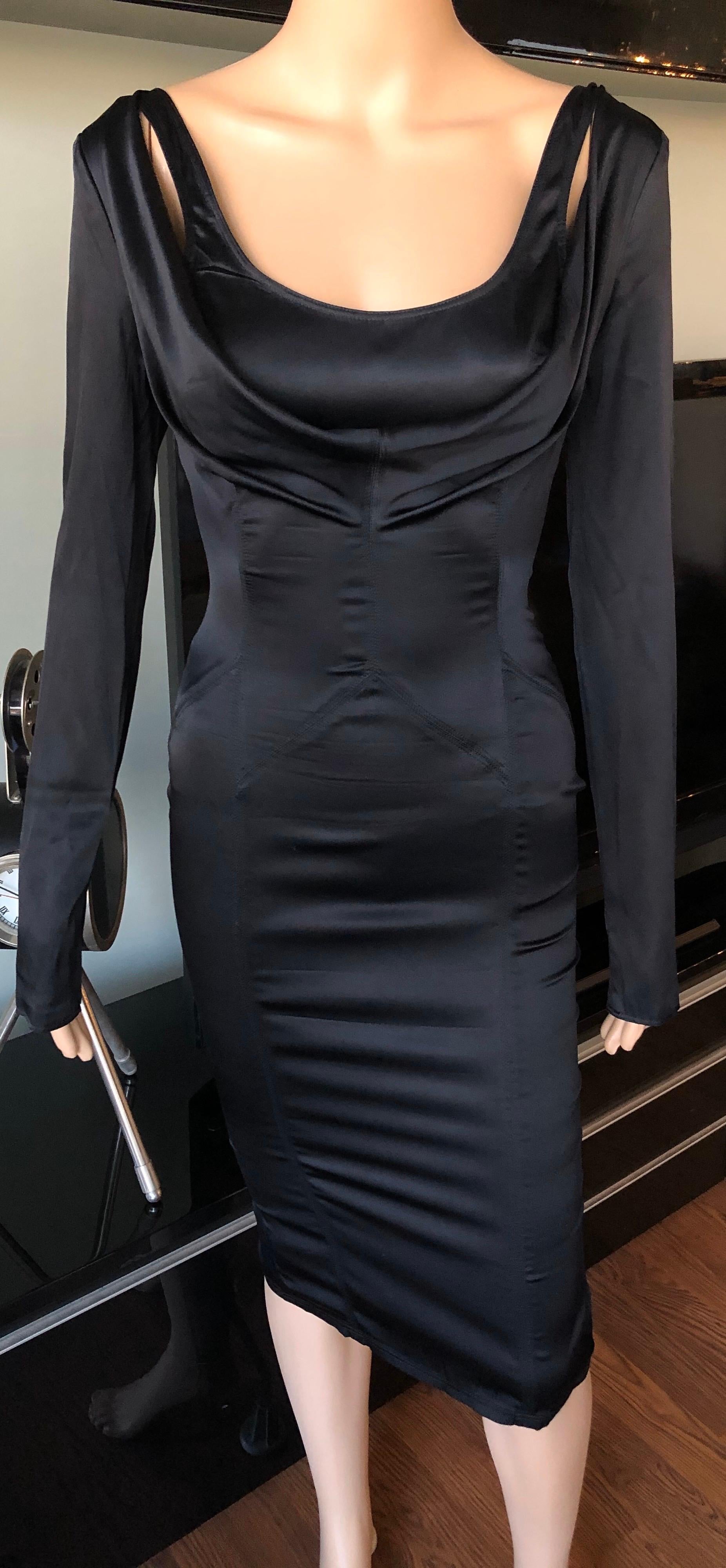 Tom Ford for Gucci F/W 2003 Cold Shoulder Silk Black Dress In Good Condition For Sale In Naples, FL