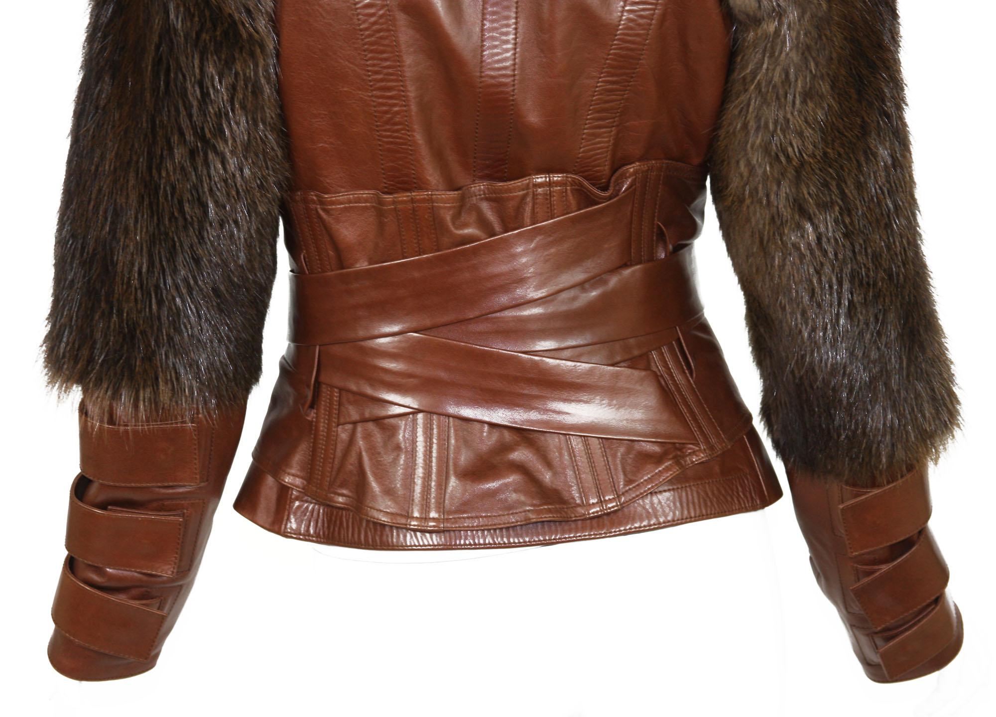 Tom Ford for Gucci F/W 2003 Cognac Color Leather Fur Corset Jacket  38 For Sale 4