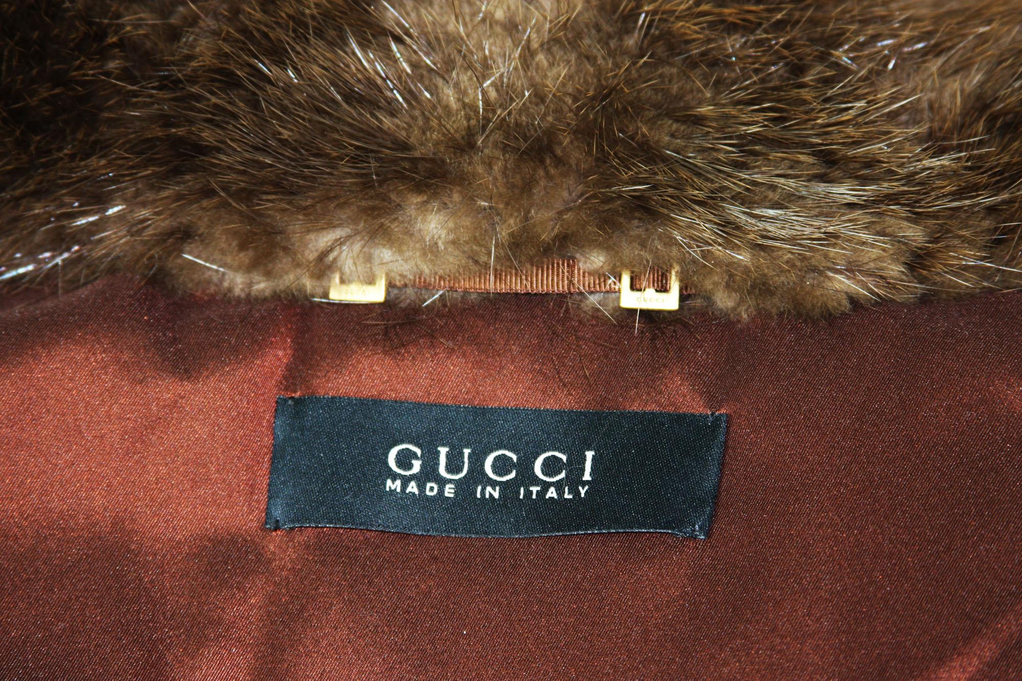 Tom Ford für Gucci H/W 2003 Cognacfarbene Korsettjacke aus Leder mit Pelzpelz  38 im Angebot 8