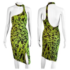 Tom Ford for Gucci F/W 2003 Vestido ajustado asimétrico con espalda recortada