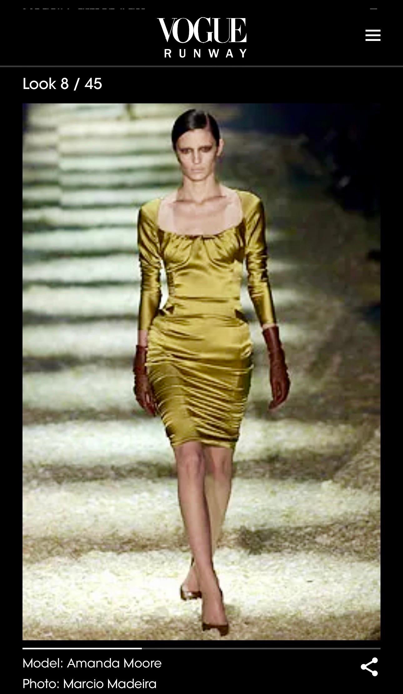 Tom Ford for Gucci F/W 2003 Runway Bodycon Silk Mustard Yellow Midi Dress For Sale 9