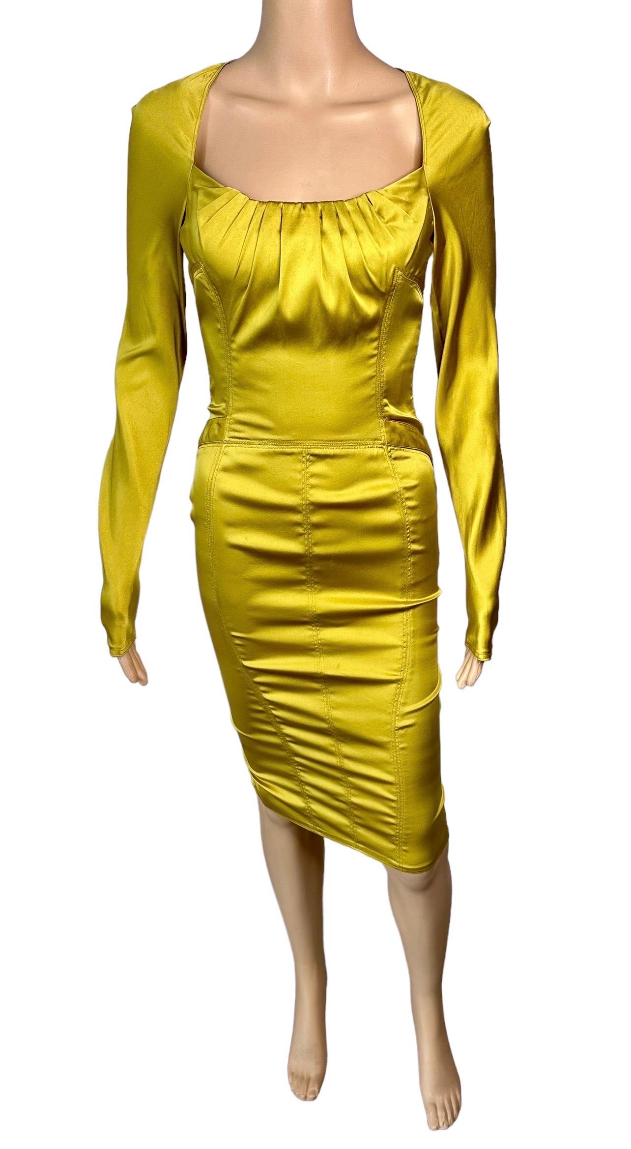 Tom Ford for Gucci F/W 2003 Runway Bodycon Silk Mustard Yellow Midi Dress For Sale 2