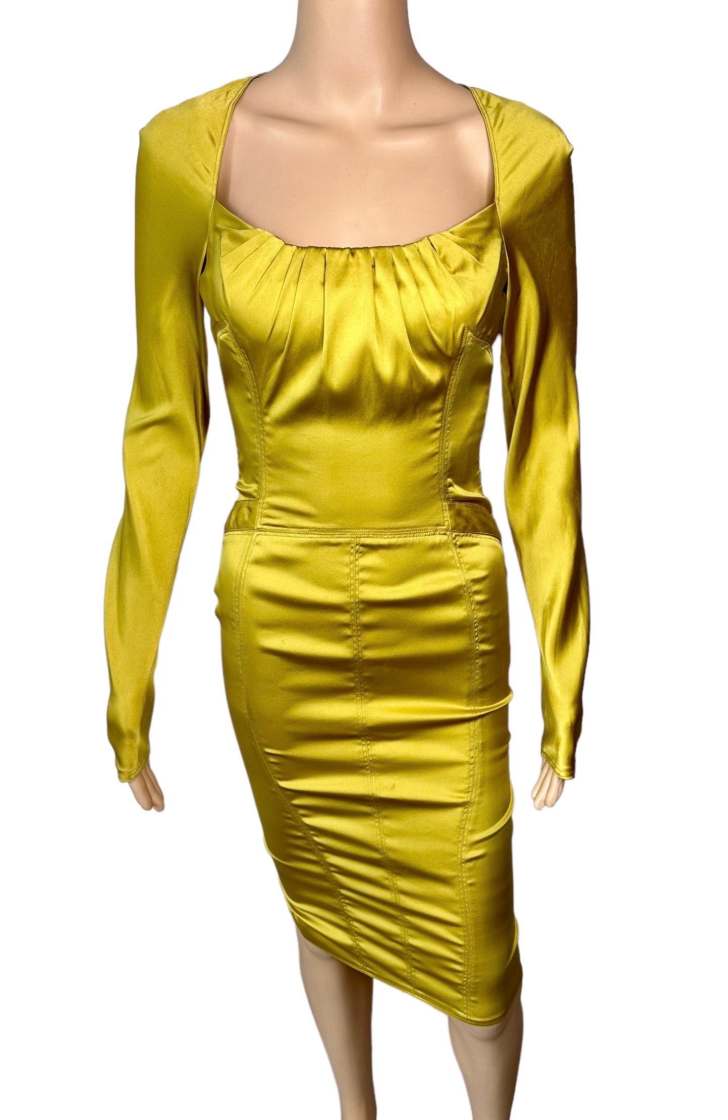 Tom Ford for Gucci F/W 2003 Runway Bodycon Silk Mustard Yellow Midi Dress For Sale 4