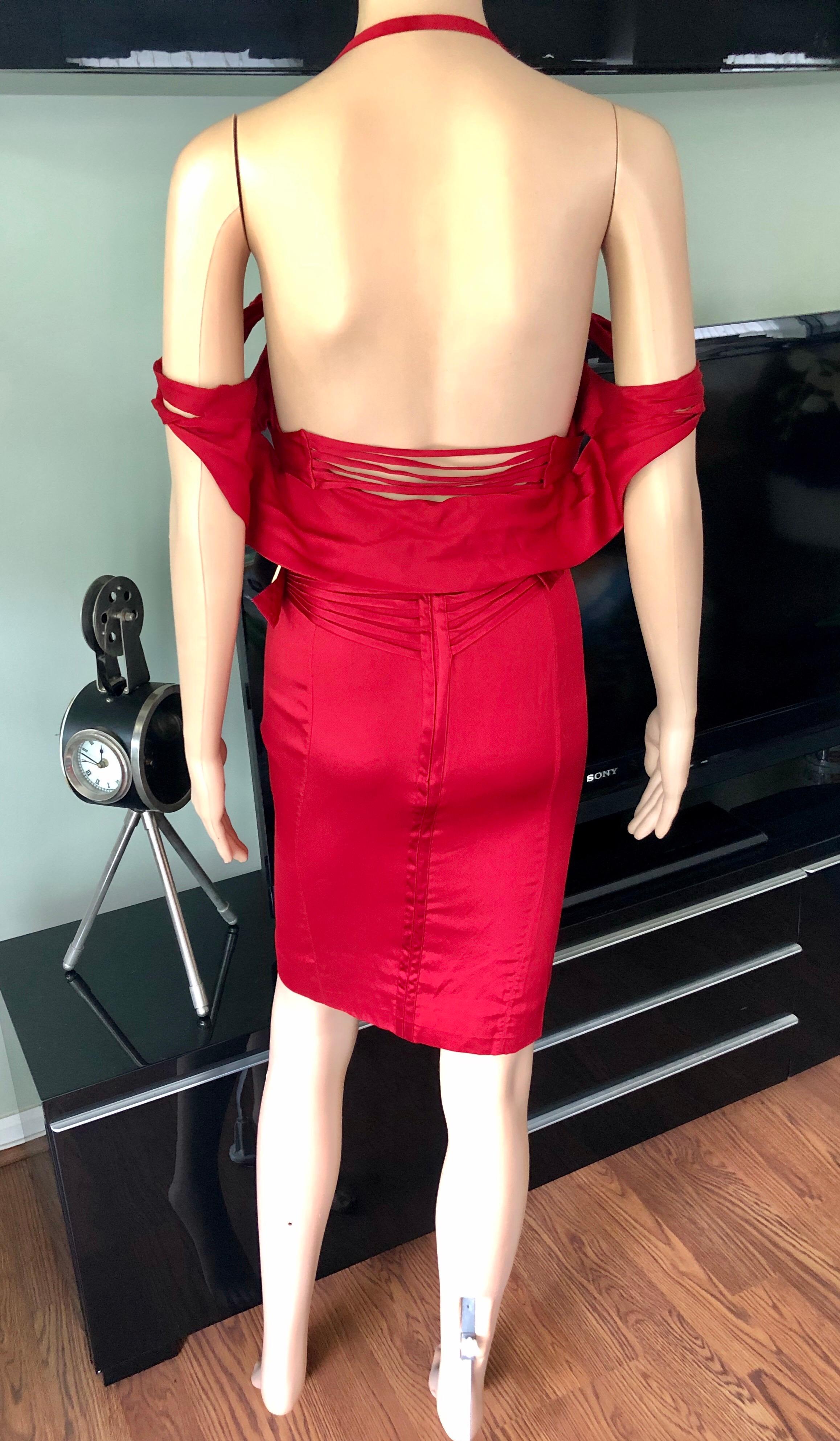 Tom Ford für Gucci F/W 2003 Laufsteg Bustier Korsett Seide Rotes Kleid 4