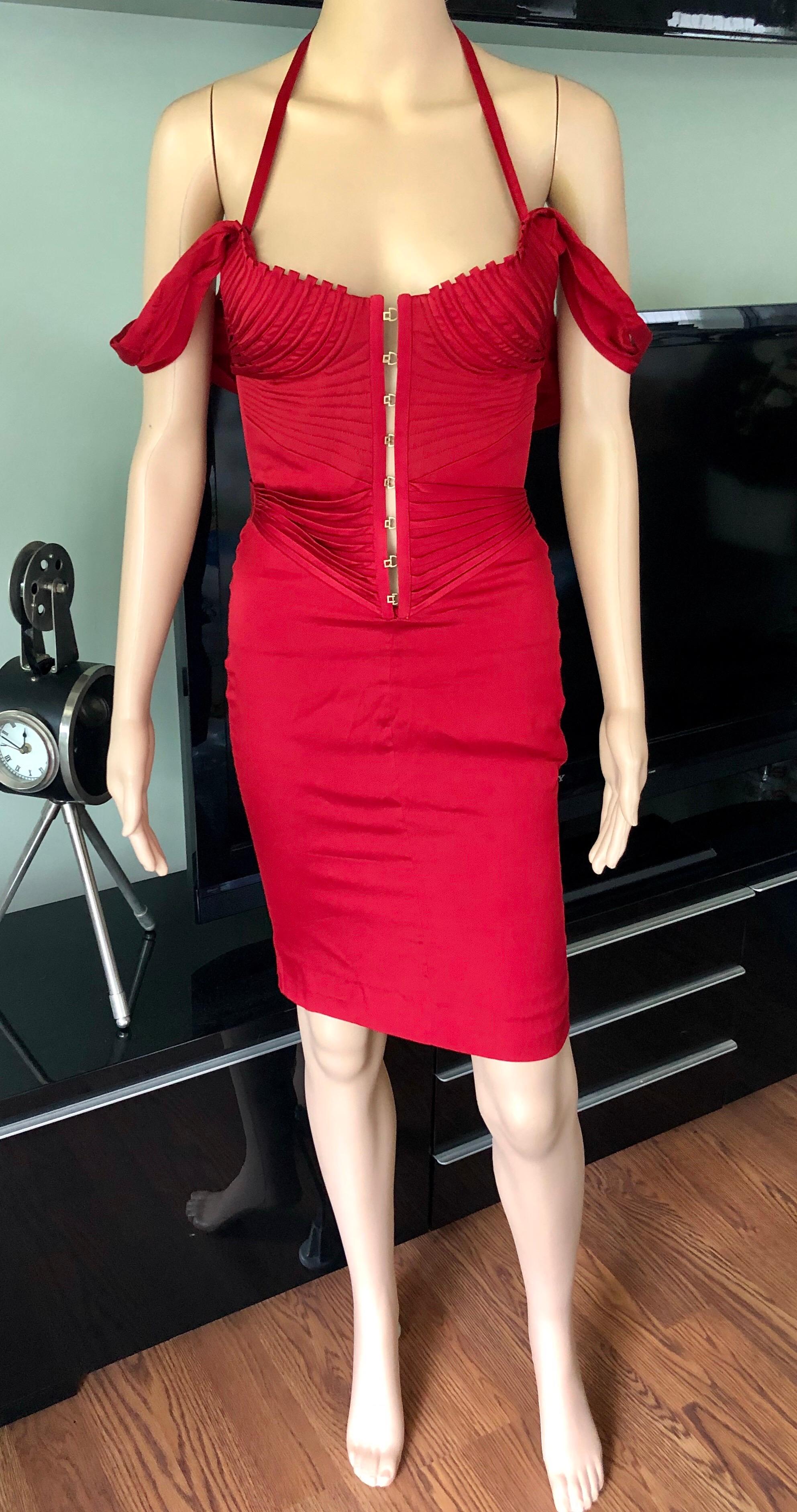 Tom Ford for Gucci F/W 2003 Runway Bustier Corset Silk Red Dress In Good Condition In Naples, FL
