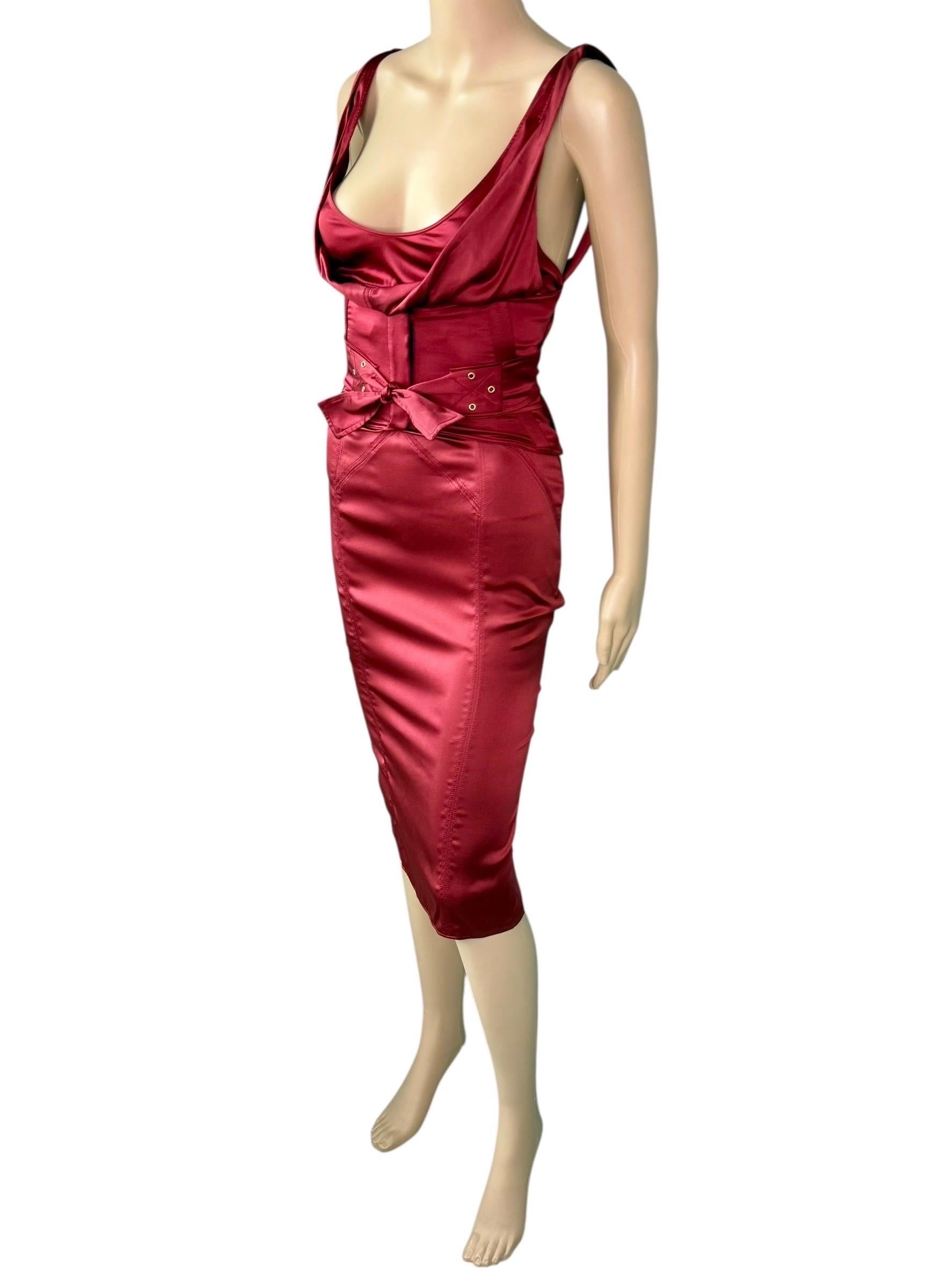 Tom Ford for Gucci F/W 2003 Runway Corset Belt Cutout Bustier Silk Red Dress For Sale 8