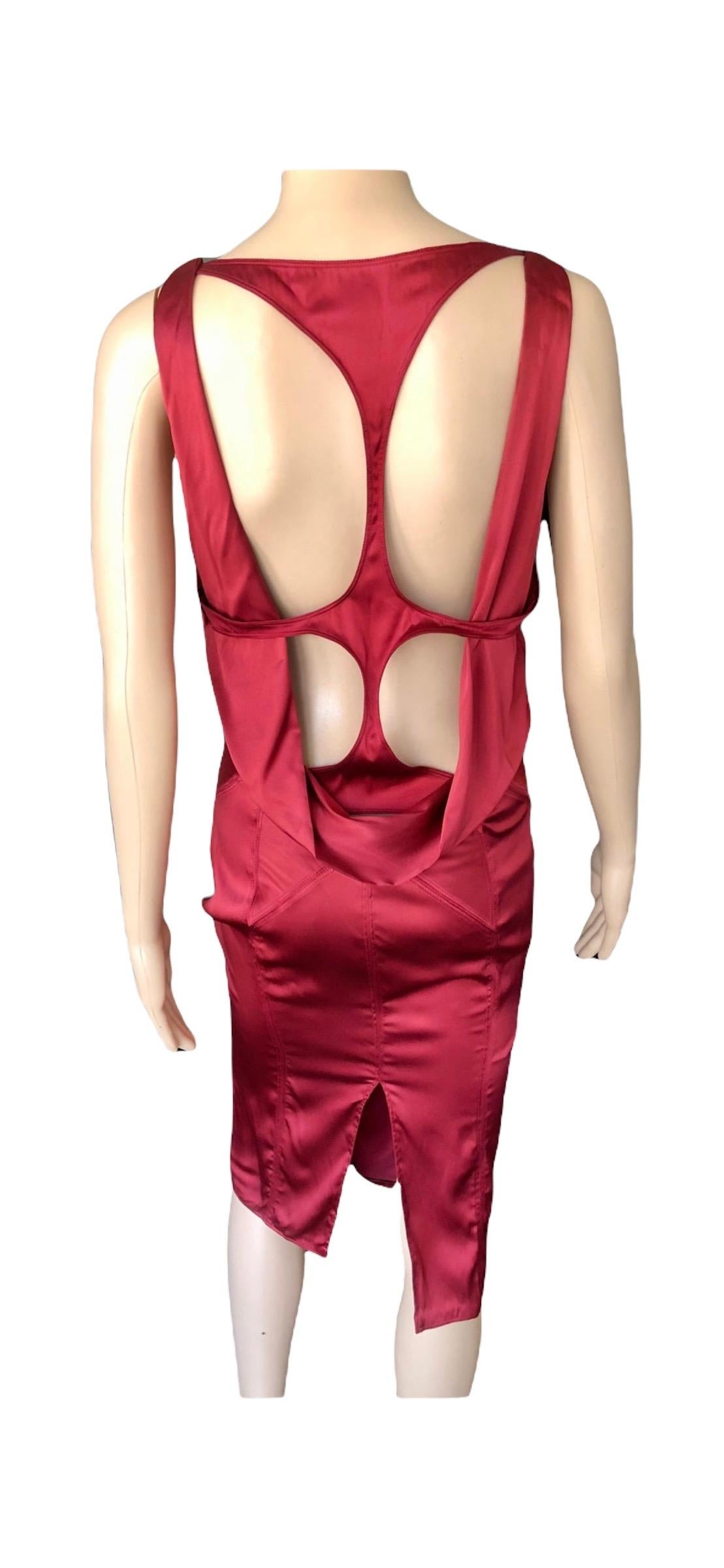 Tom Ford for Gucci F/W 2003 Runway Corset Belt Cutout Bustier Silk Red Dress For Sale 3