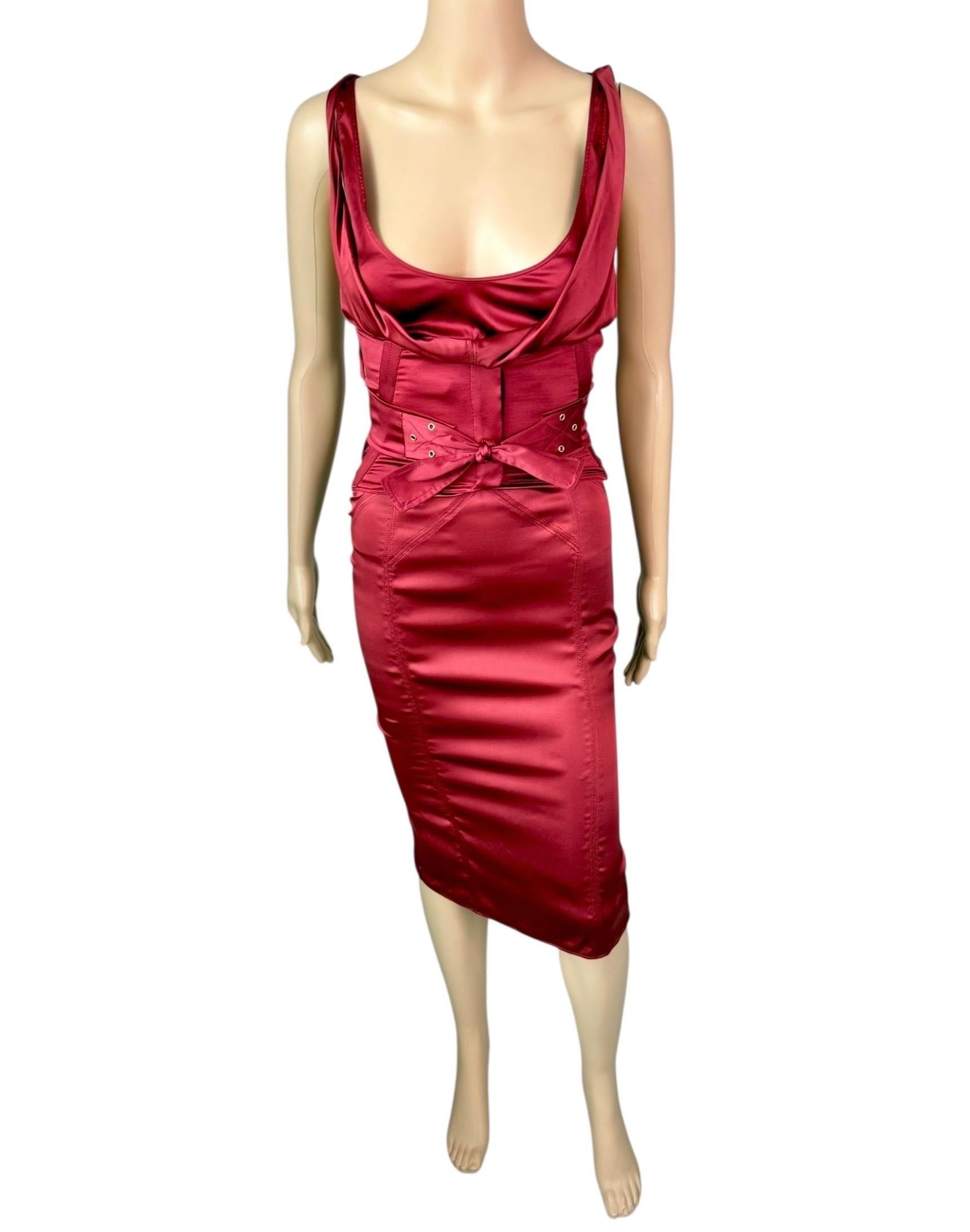 Tom Ford for Gucci F/W 2003 Runway Corset Belt Cutout Bustier Silk Red Dress For Sale 5