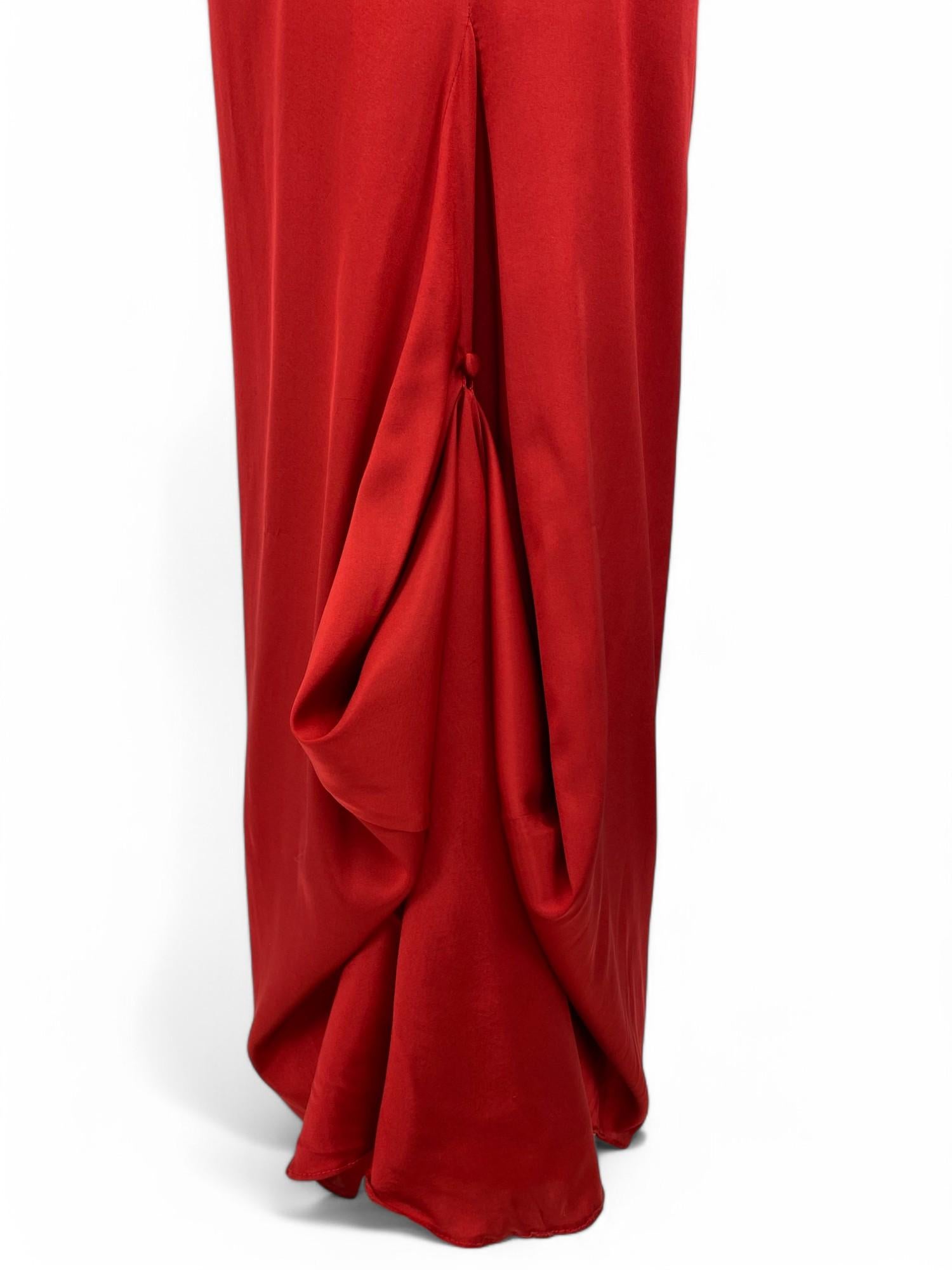 Tom Ford for Gucci F/W 2003 Runway, Red Silk Corset Gown Sz: IT 40 For Sale 9