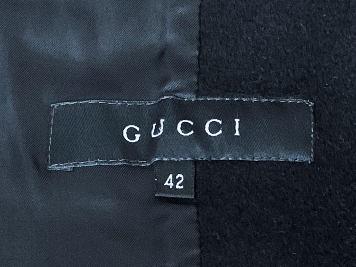 Tom Ford für Gucci H/W 2004 Schwarzer Mantel aus Angorawolle mit Chevron-Muster und Gürtel  42 im Angebot 7