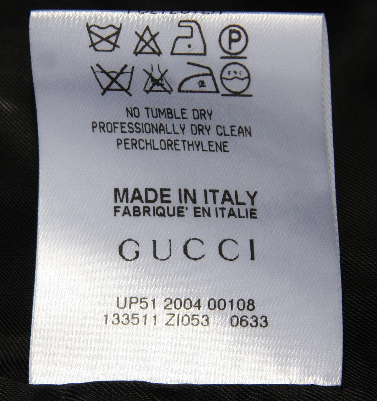 Tom Ford für Gucci H/W 2004 Schwarzer Mantel aus Angorawolle mit Chevron-Muster und Gürtel  42 im Angebot 8