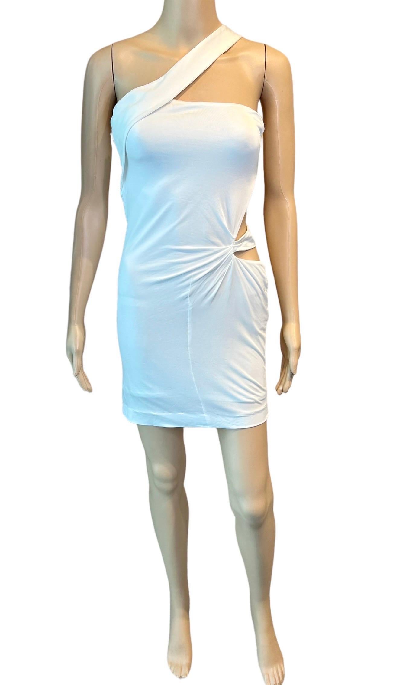 Tom Ford for Gucci F/W 2004 Bodycon Cutout White Mini Dress  For Sale 11