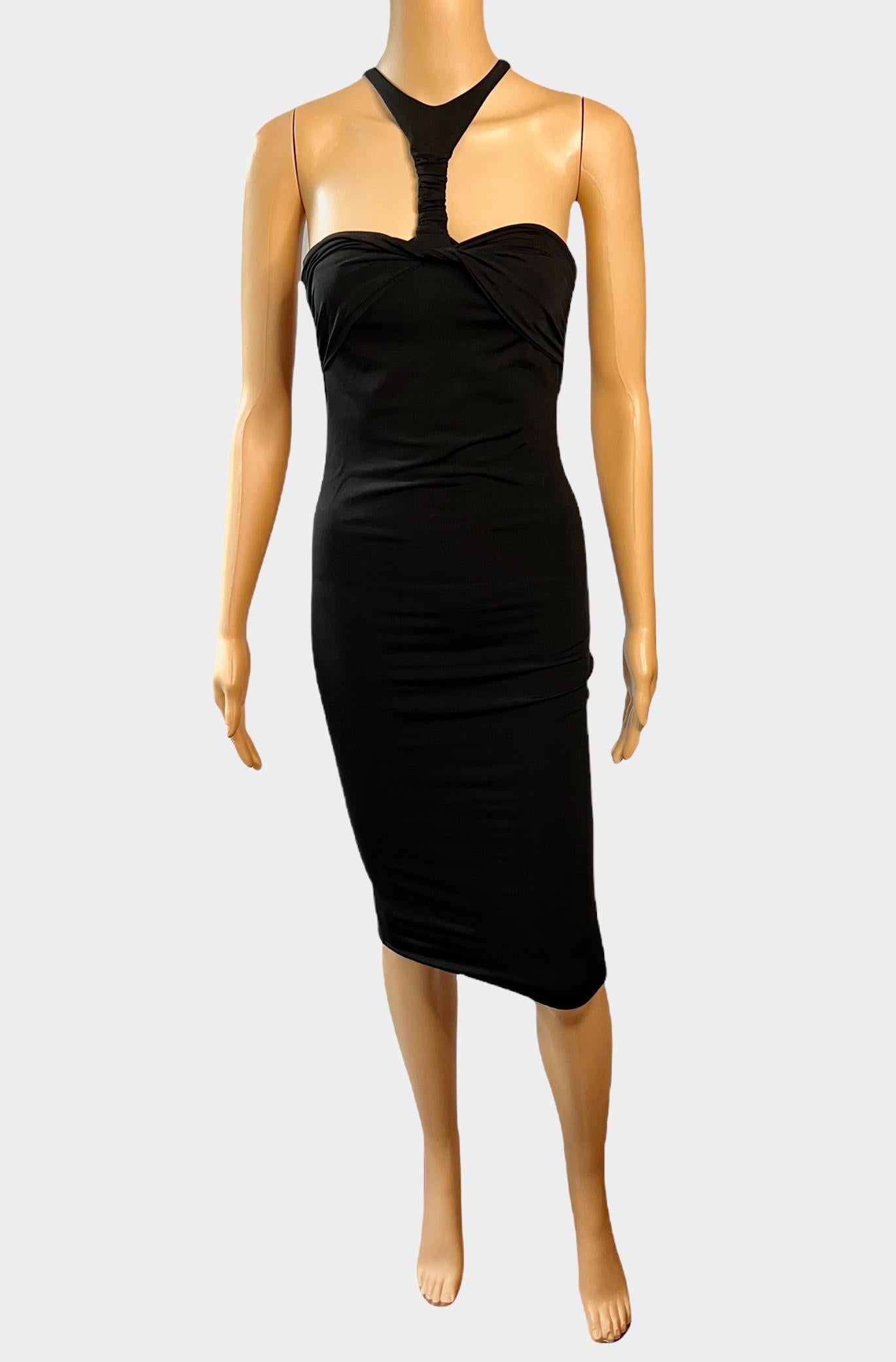 Tom Ford for Gucci F/W 2004 Plunging Cutout Black Evening Dress  In Good Condition For Sale In Naples, FL