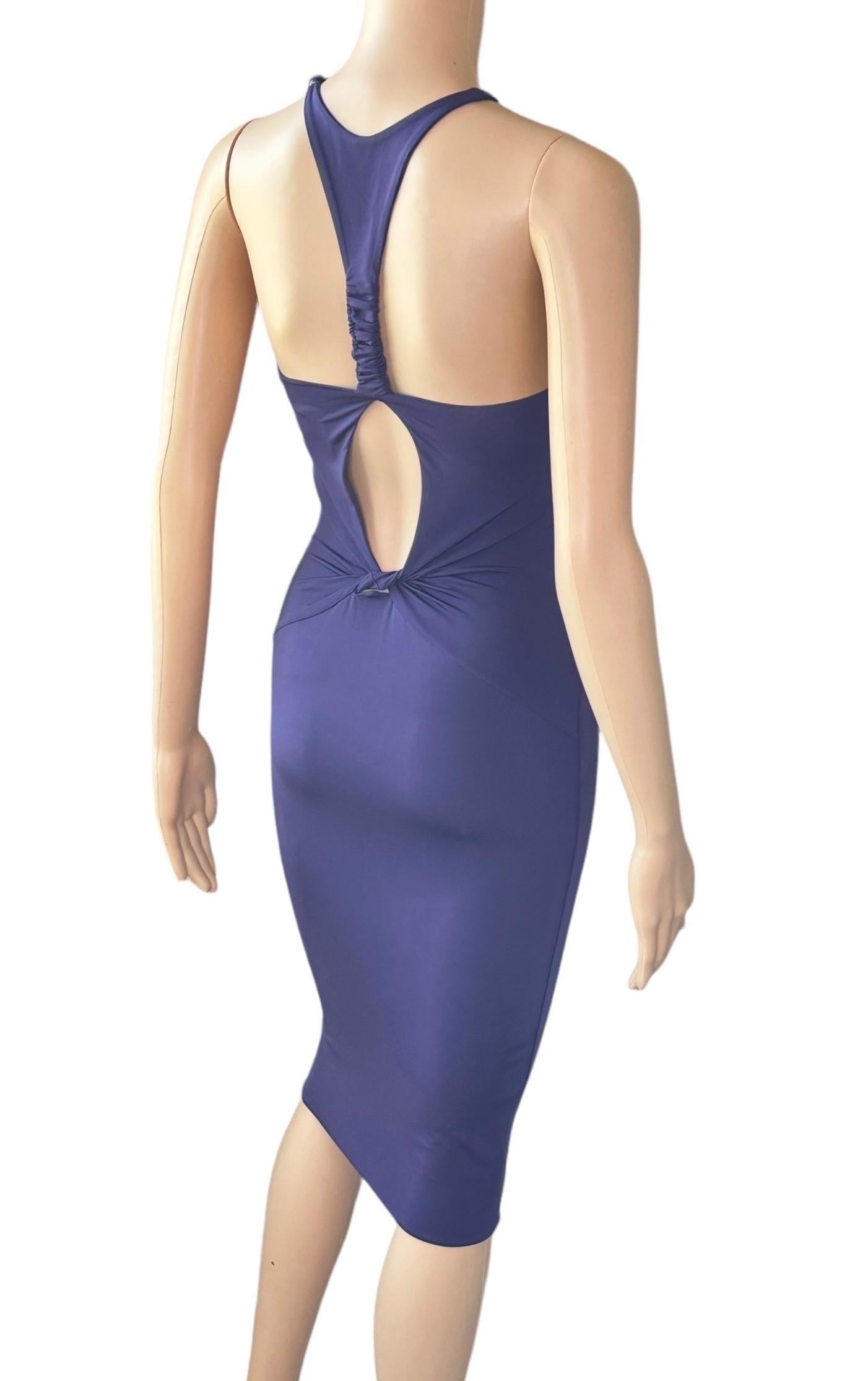 Tom Ford for Gucci F/W 2004 Plunging Cutout Purple Evening Dress For Sale 7
