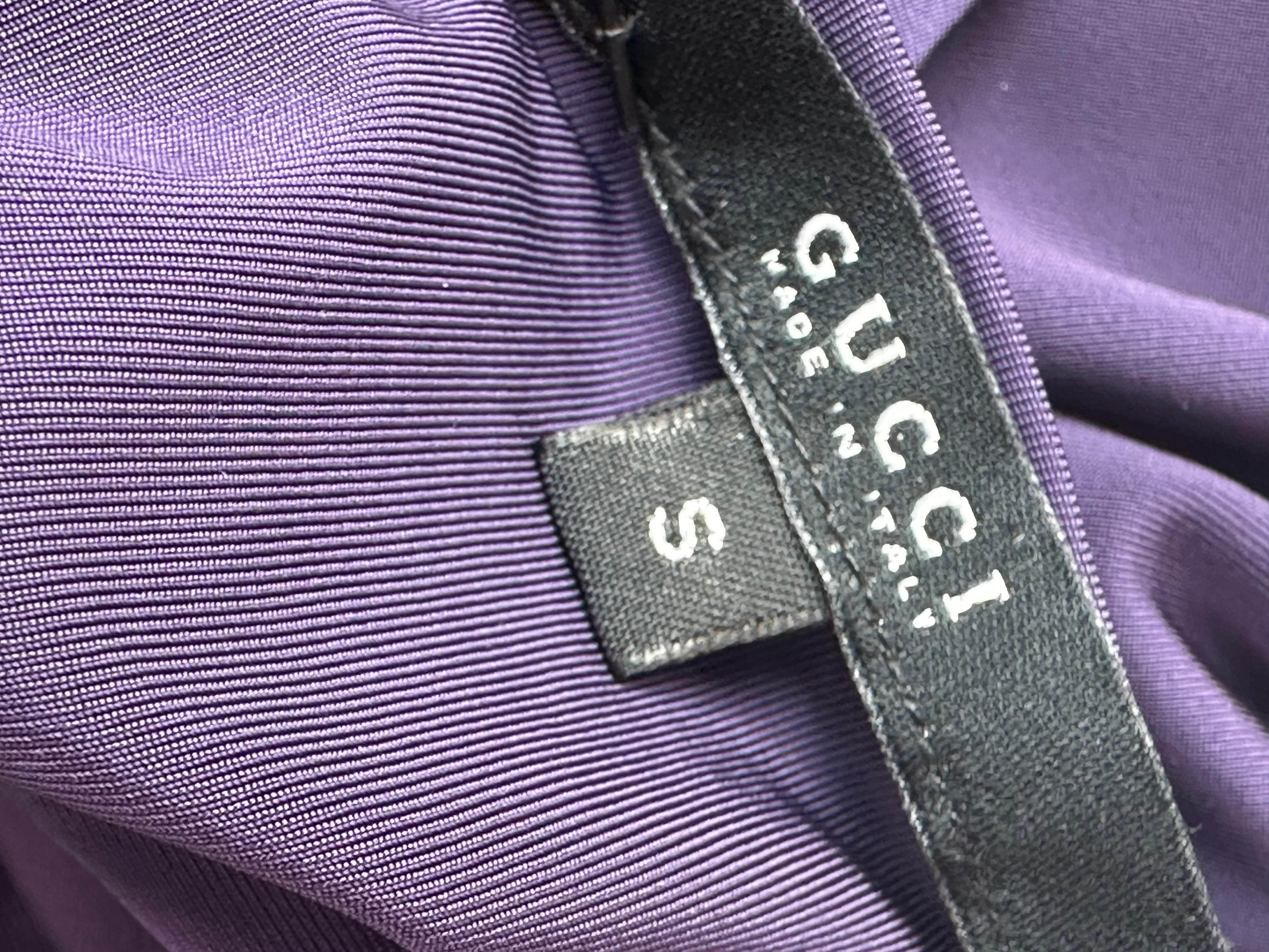 Tom Ford for Gucci F/W 2004 Plunging Cutout Purple Evening Dress For Sale 9