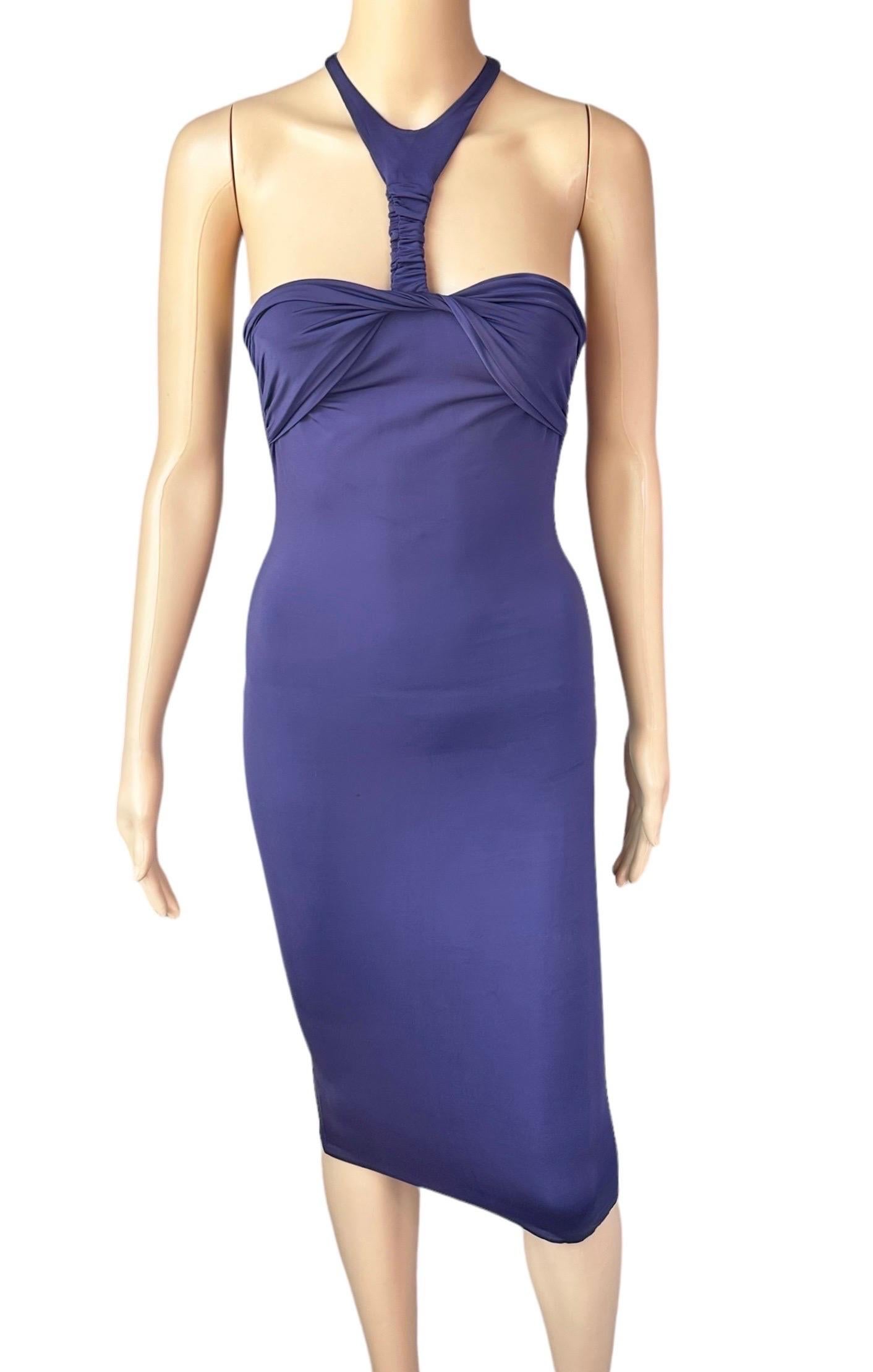 Tom Ford for Gucci F/W 2004 Plunging Cutout Purple Evening Dress Size S

Condition: 
3 small marks on the right hand side of the front of the dress, only visible up close. 
1 small pull on the back side of the dress, it is also only visible up close