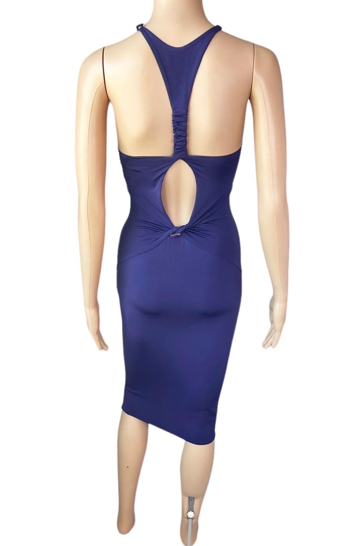 Tom Ford for Gucci F/W 2004 Plunging Cutout Purple Evening Dress For Sale 1