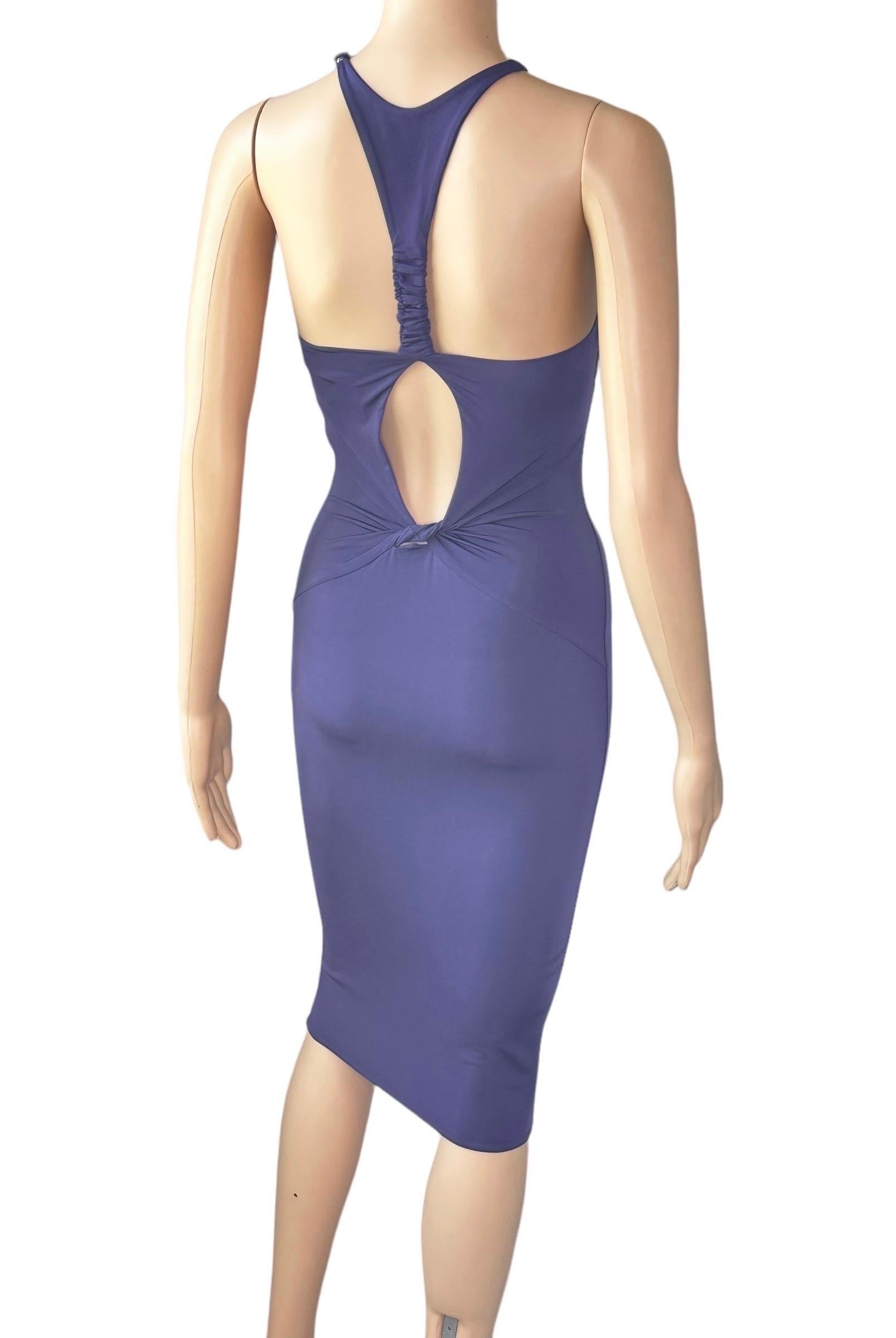 Tom Ford for Gucci F/W 2004 Plunging Cutout Purple Evening Dress For Sale 3