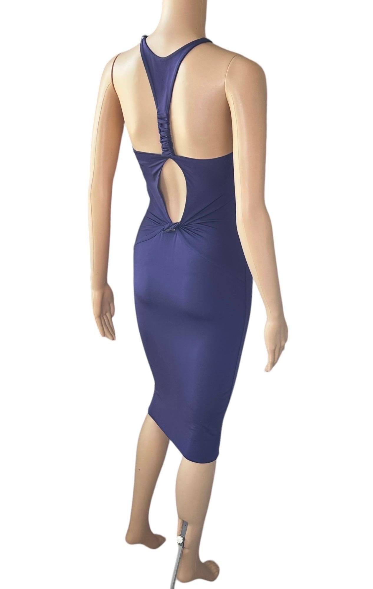 Tom Ford for Gucci F/W 2004 Plunging Cutout Purple Evening Dress For Sale 5