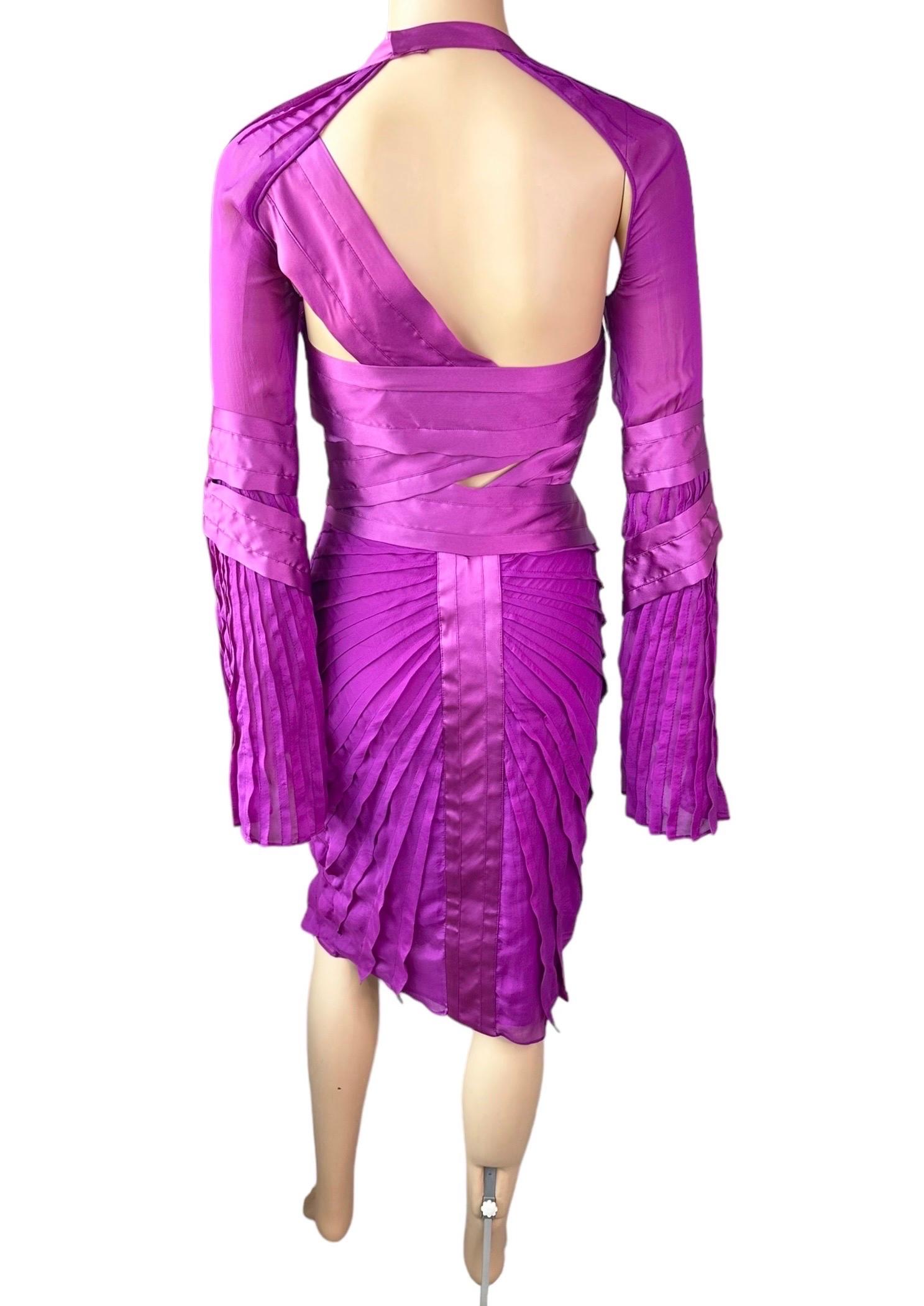 Tom Ford for Gucci, défilé A/H 2004 - Robe midi en soie plissée et bustier, non portée, non portée en vente 6
