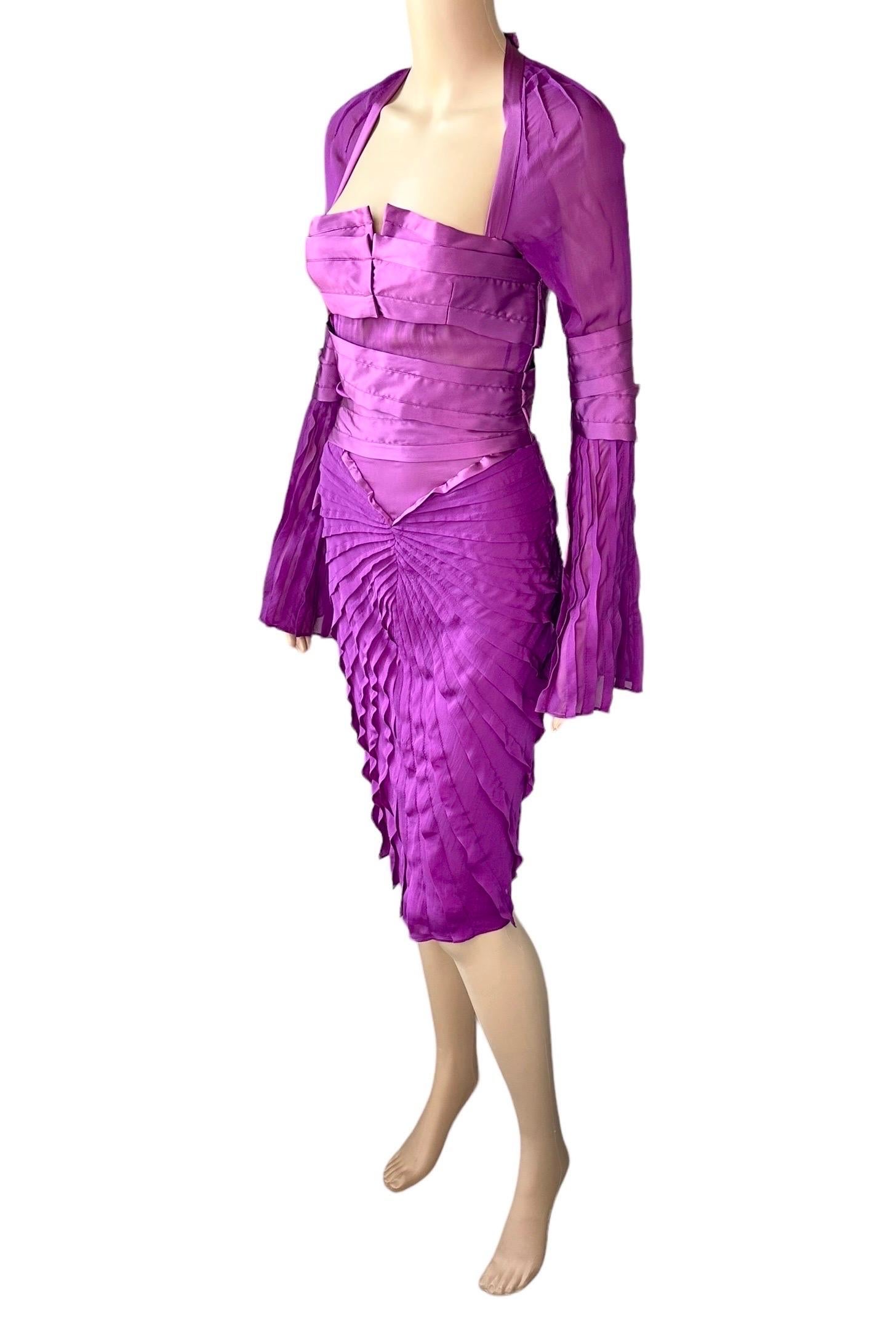 Tom Ford for Gucci, défilé A/H 2004 - Robe midi en soie plissée et bustier, non portée, non portée en vente 7