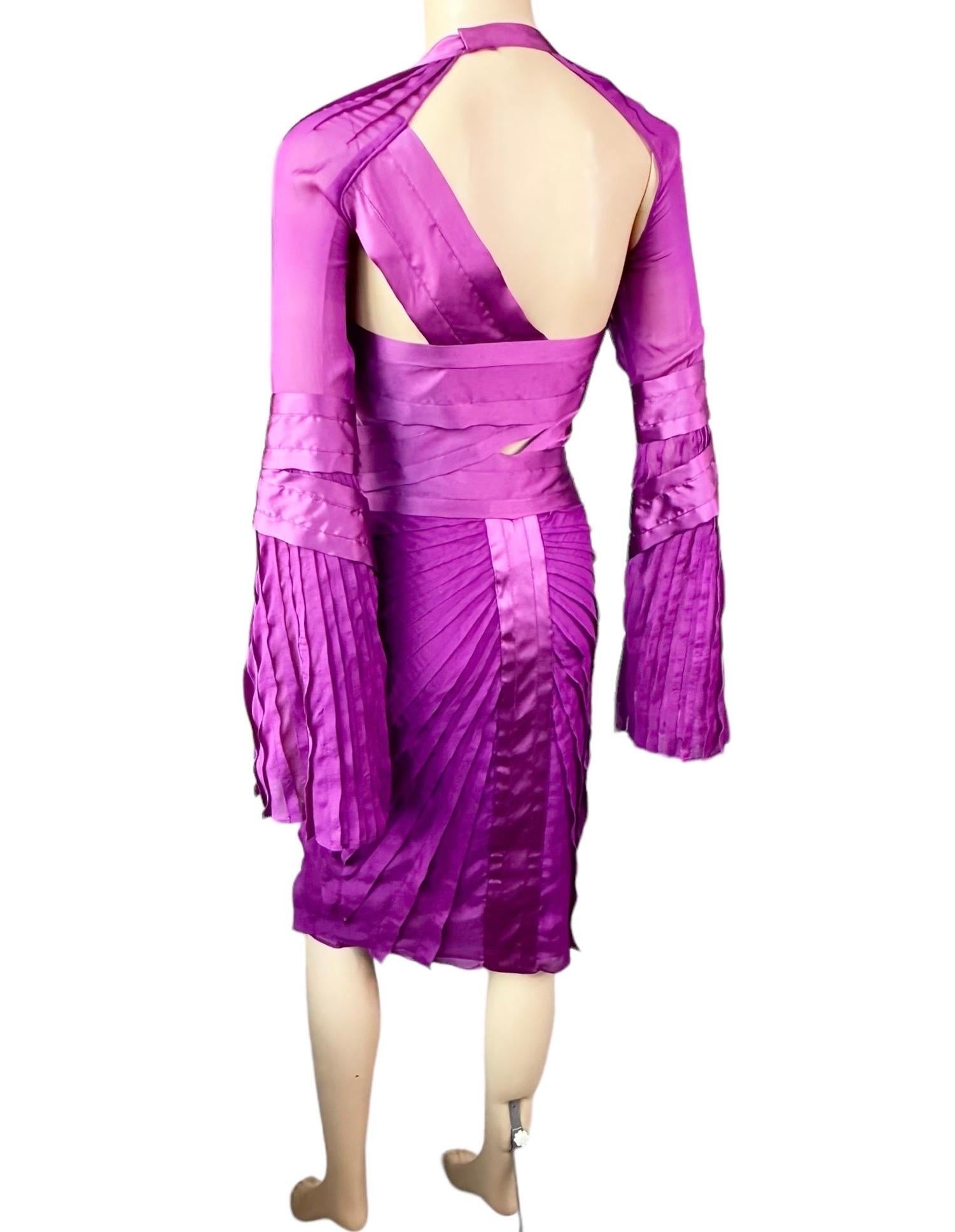Tom Ford for Gucci, défilé A/H 2004 - Robe midi en soie plissée et bustier, non portée, non portée en vente 8