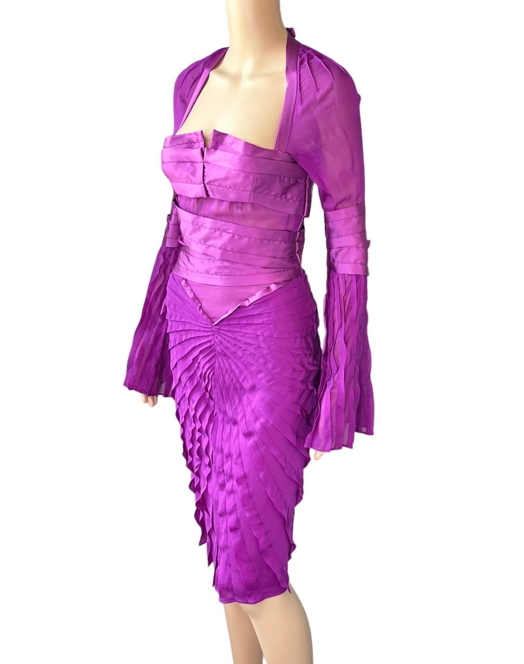 Tom Ford for Gucci, défilé A/H 2004 - Robe midi en soie plissée et bustier, non portée, non portée en vente 4