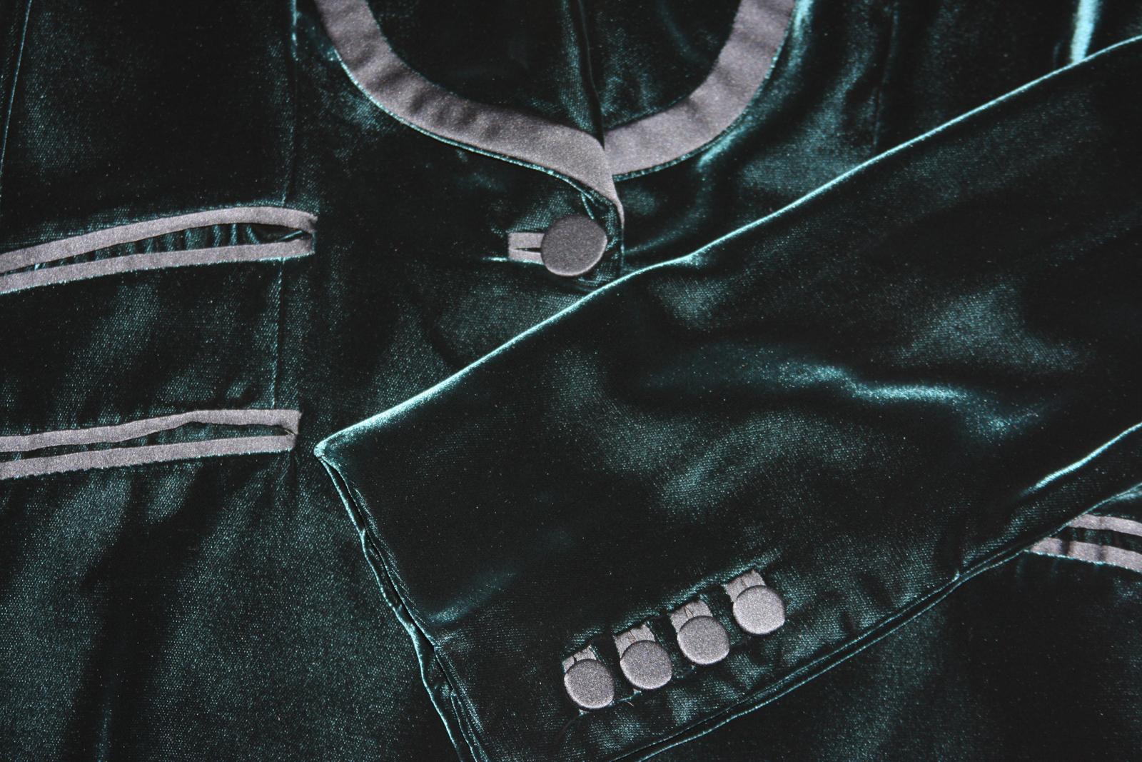 Tom Ford pour Gucci - Veste de smoking en velours vert émeraude, défilé A/H 2004, taille 38 et 40 en vente 3