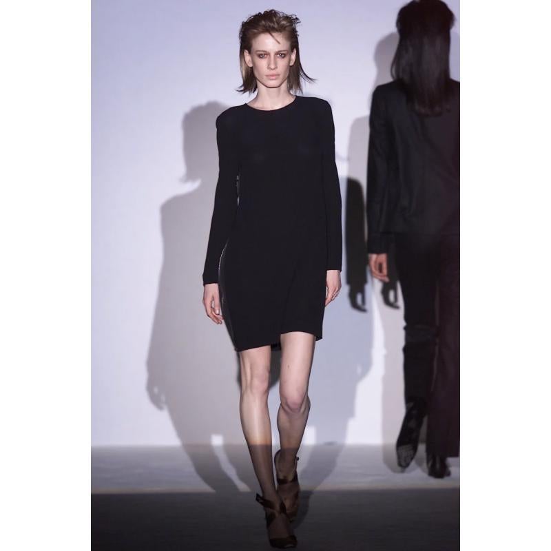 Tom Ford for Gucci F/W Schwarzes Midikleid aus Seide mit seitlichem Schlitz mit Reißverschluss, 2001 Damen im Angebot