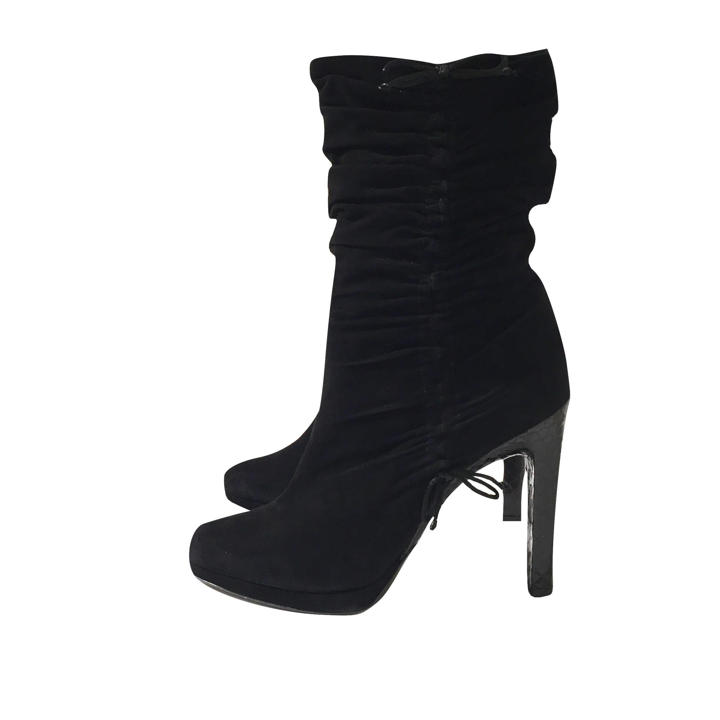 Tom Ford pour Gucci - Bottes en daim de défilé en python, taille 8 en vente 5