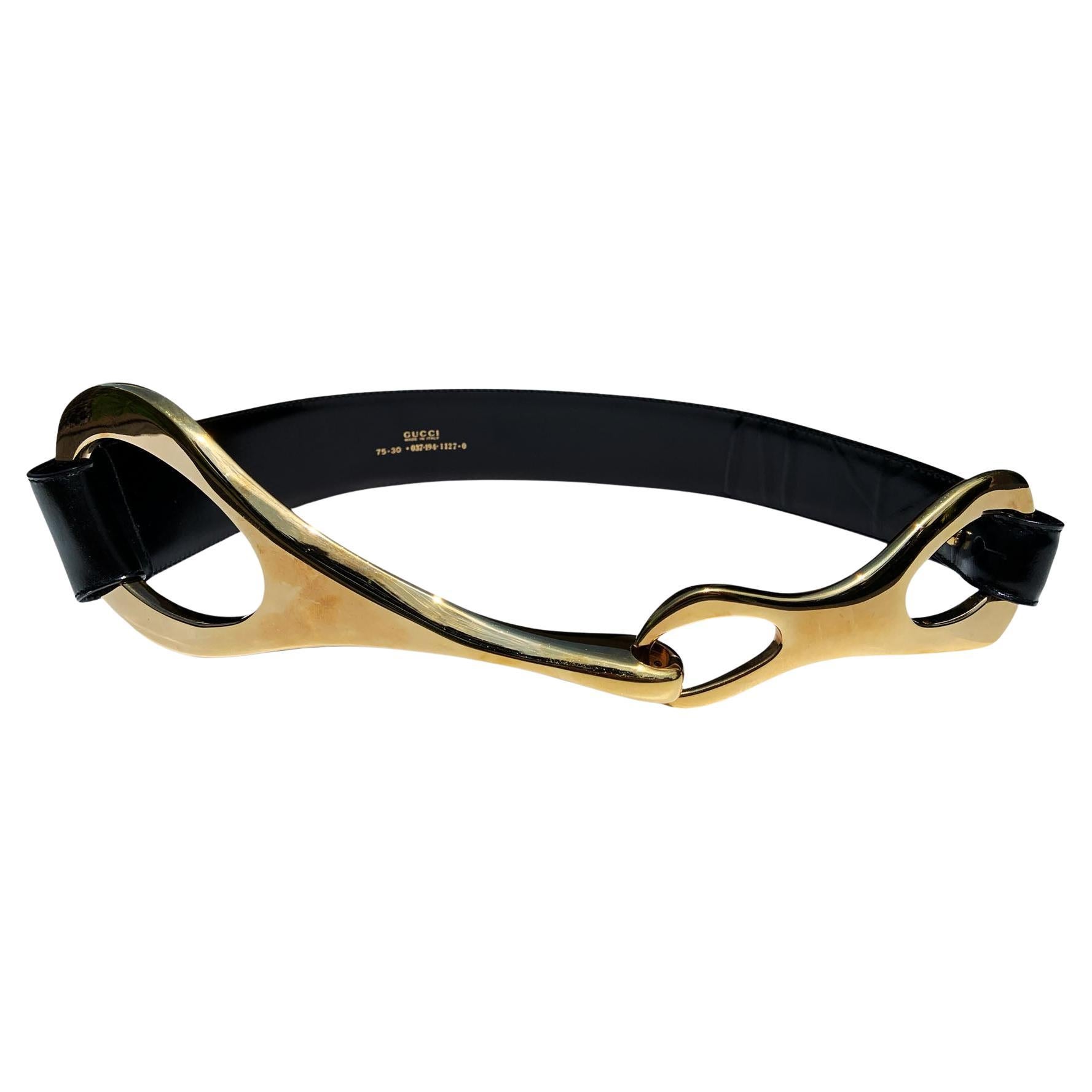 Tom Ford for Gucci FW 1996 Cintura larga oversize in pelle nera e oro con ornamenti  75/30 in vendita