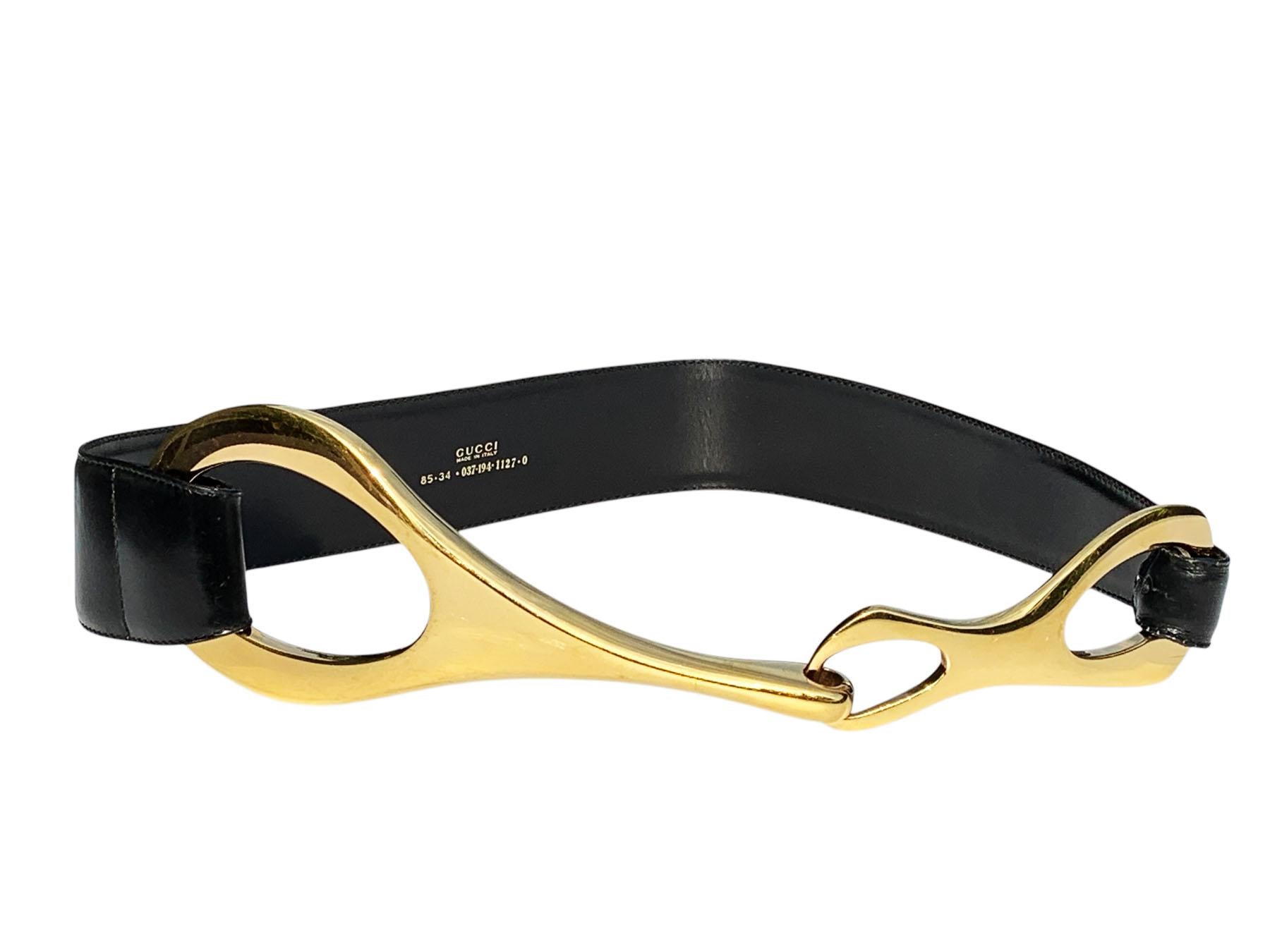 Tom Ford for Gucci FW 1996 Oversized Black Leather Gold Hosebit Wide Belt  85/34 For Sale 3