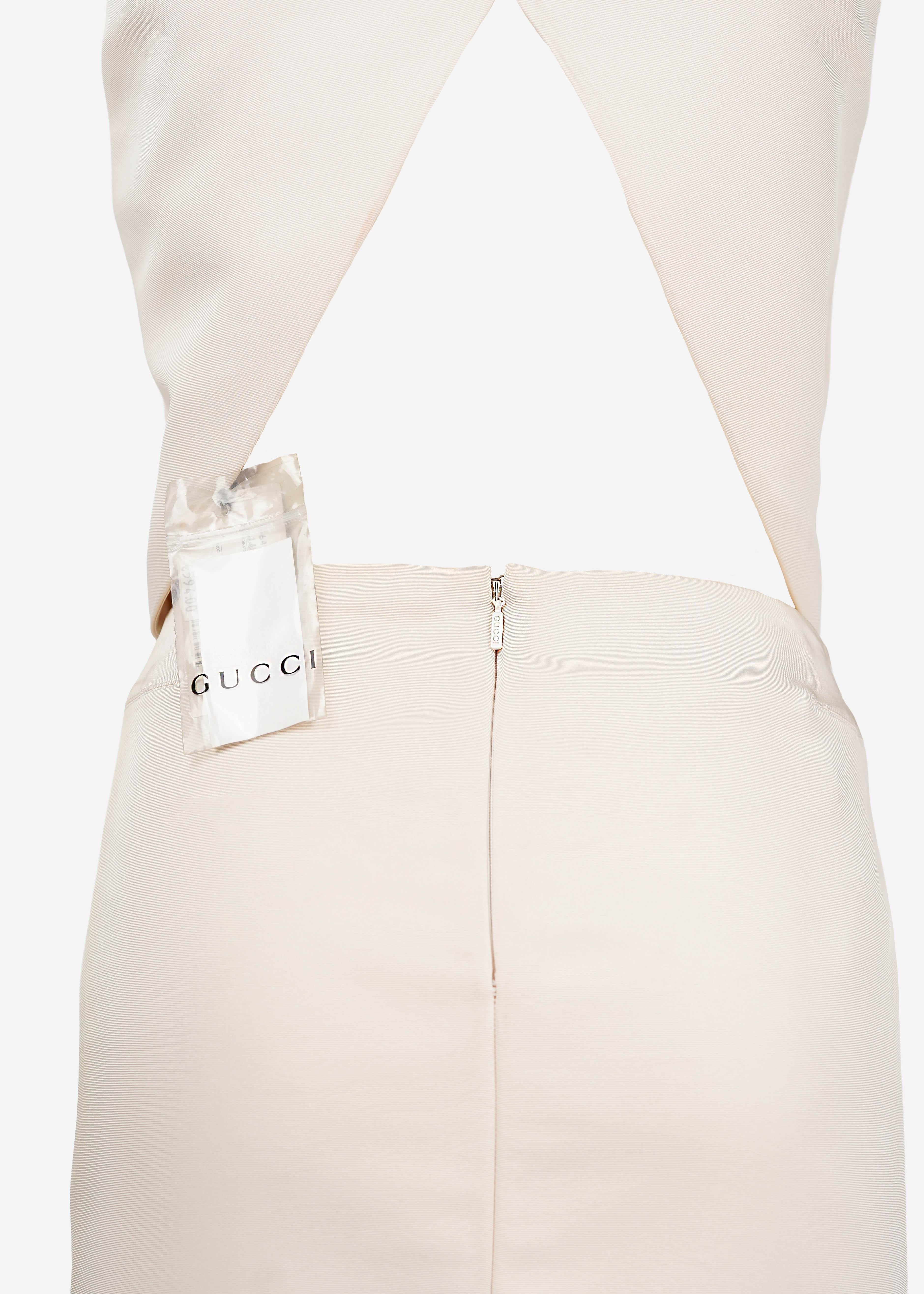 Tom Ford for Gucci FW 2001 Runway Pale Nude Silk Two-Piece, Look 31, Size IT38 For Sale 4