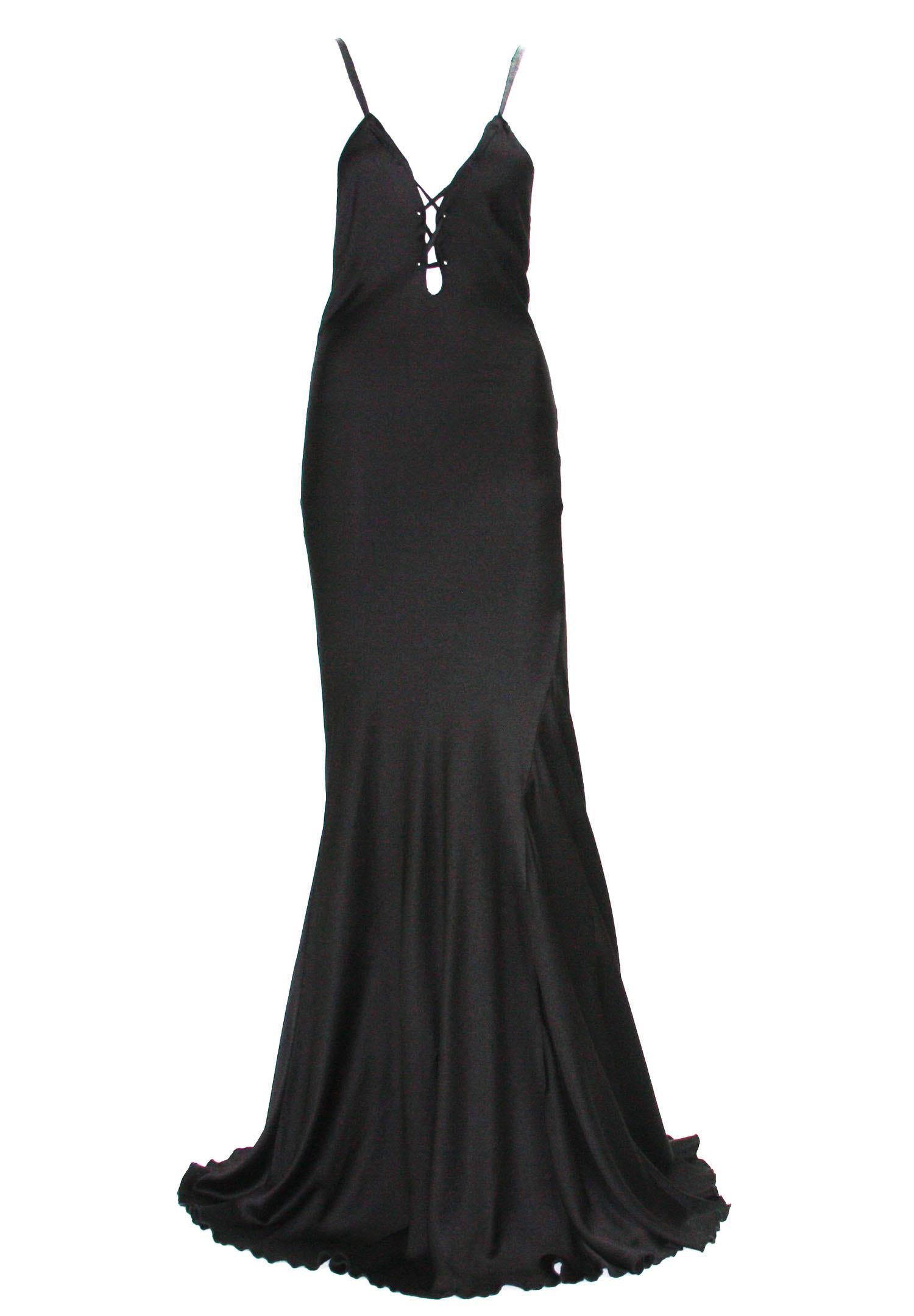 Tom Ford for Gucci FW 2002 Runway Black Silk Lace-Up Gown + Mink Stole It. 38 For Sale 9