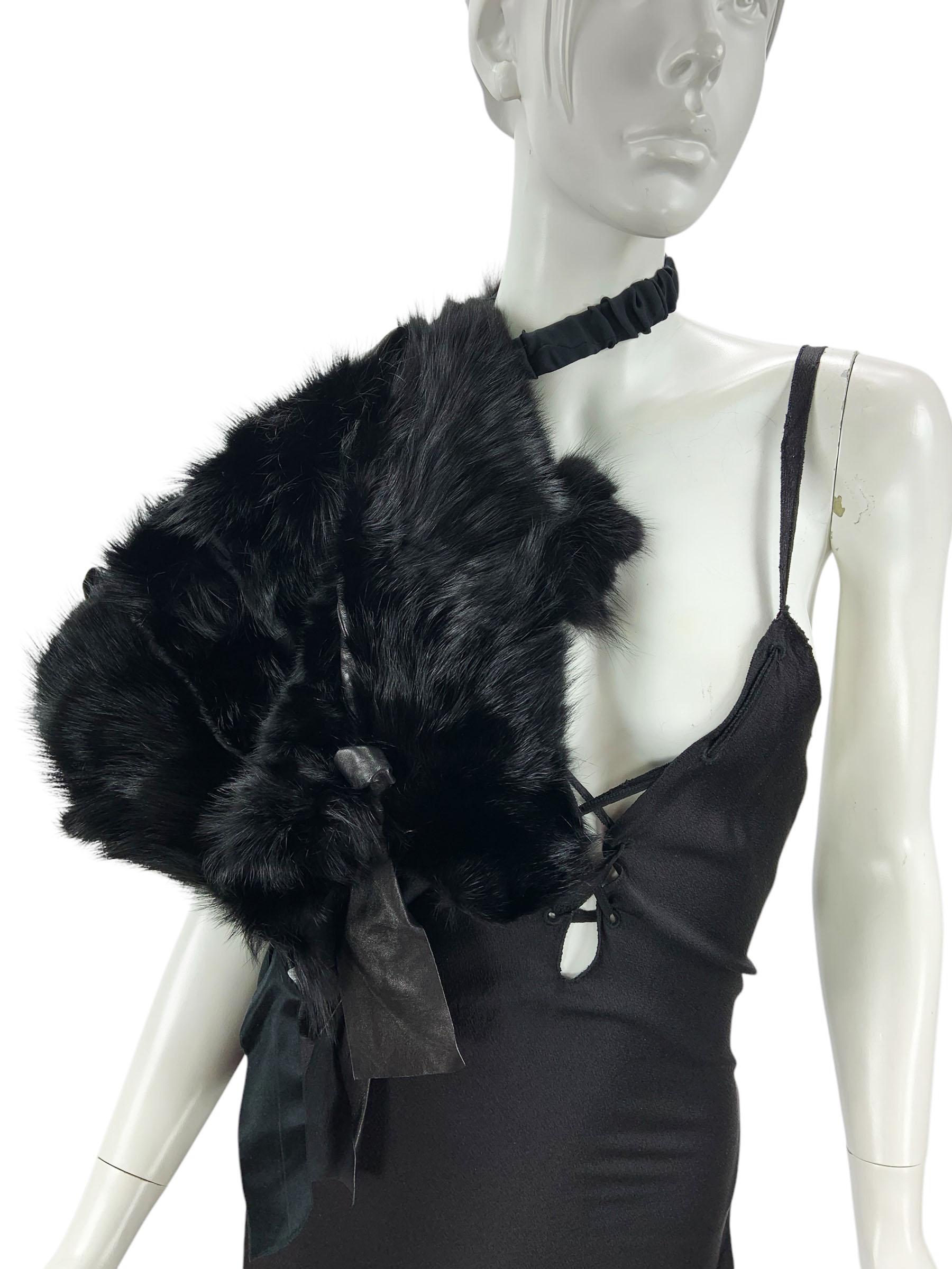 Tom Ford for Gucci FW 2002 Runway Black Silk Lace-Up Gown + Mink Stole It. 38 For Sale 5