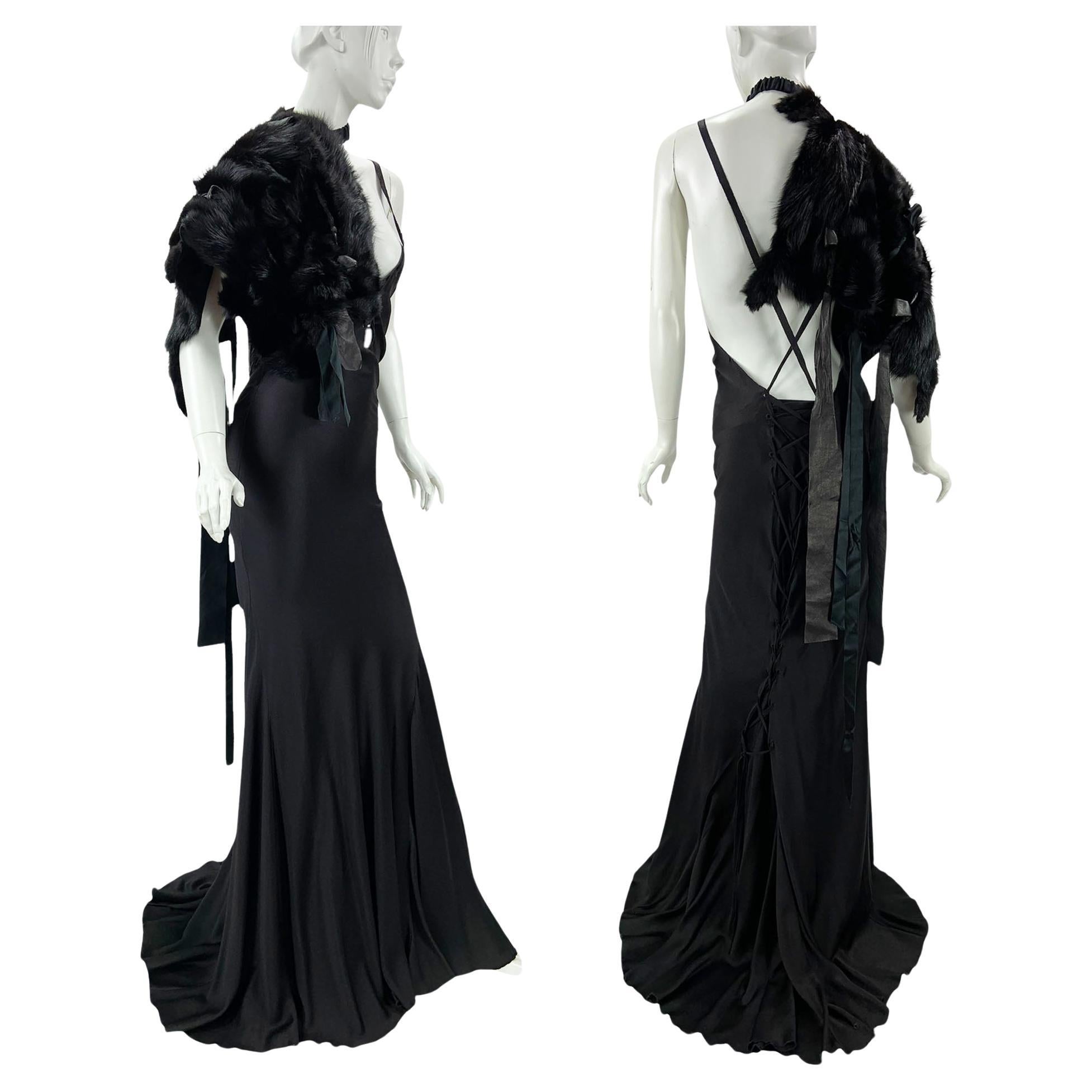 Tom Ford for Gucci FW 2002 Runway Black Silk Lace-Up Gown + Mink Stole It. 38 For Sale