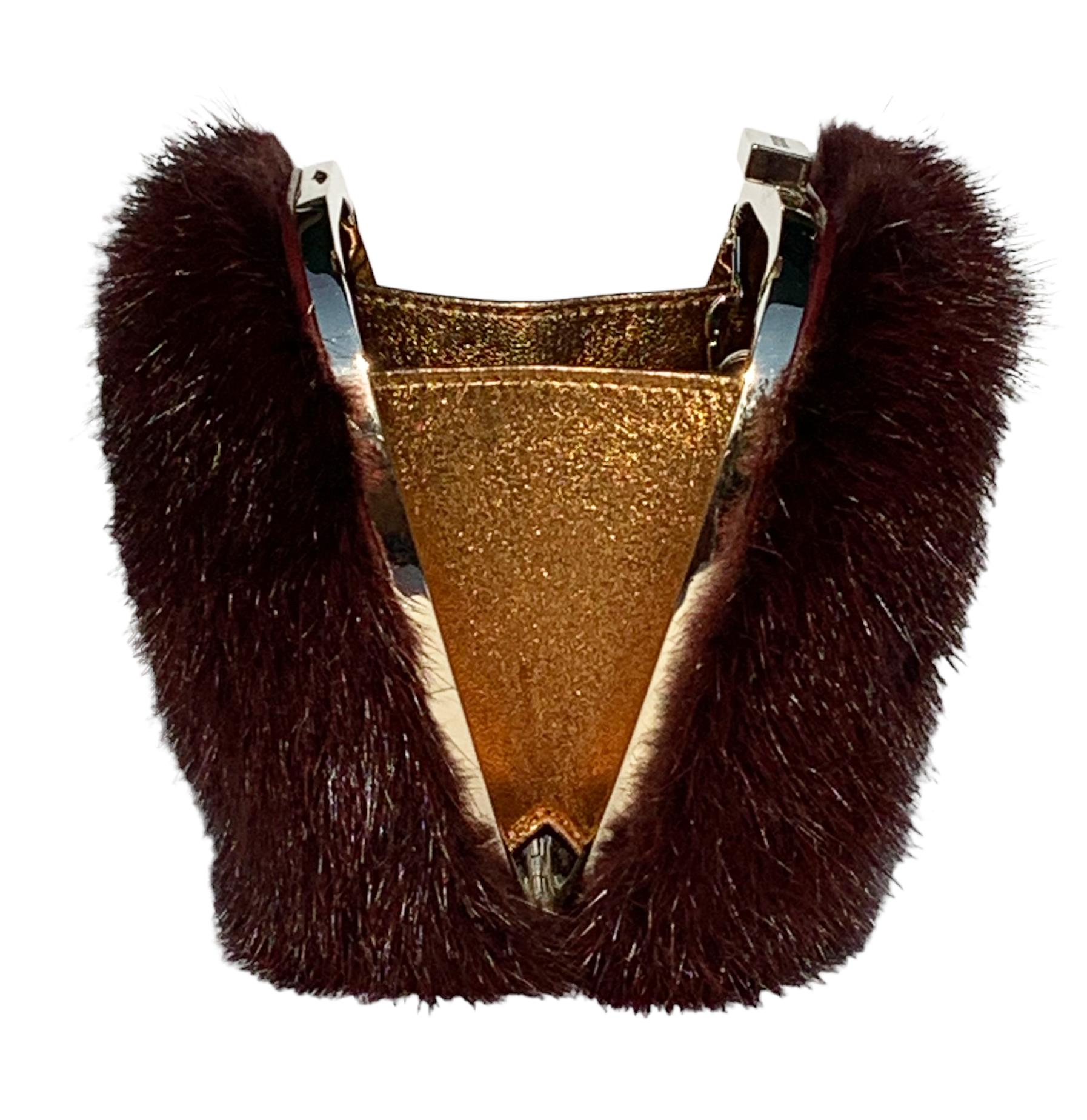 Tom Ford für Gucci Nerz Box Gold-Minitasche aus Leder mit abnehmbarer Kette im Angebot 3