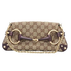 Seltene Ikonische Horsebit Kettentasche von Gucci mit Ohrsteckern