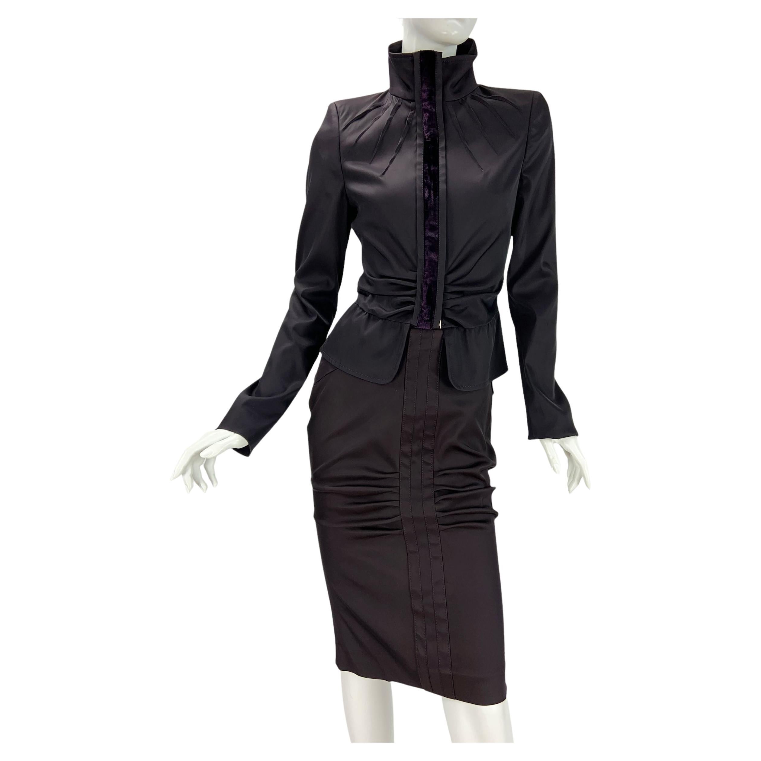 Tom Ford for GUCCI Runway F/W 2004 Aubergine  Dress Skirt Suit It 42  - US 6 For Sale