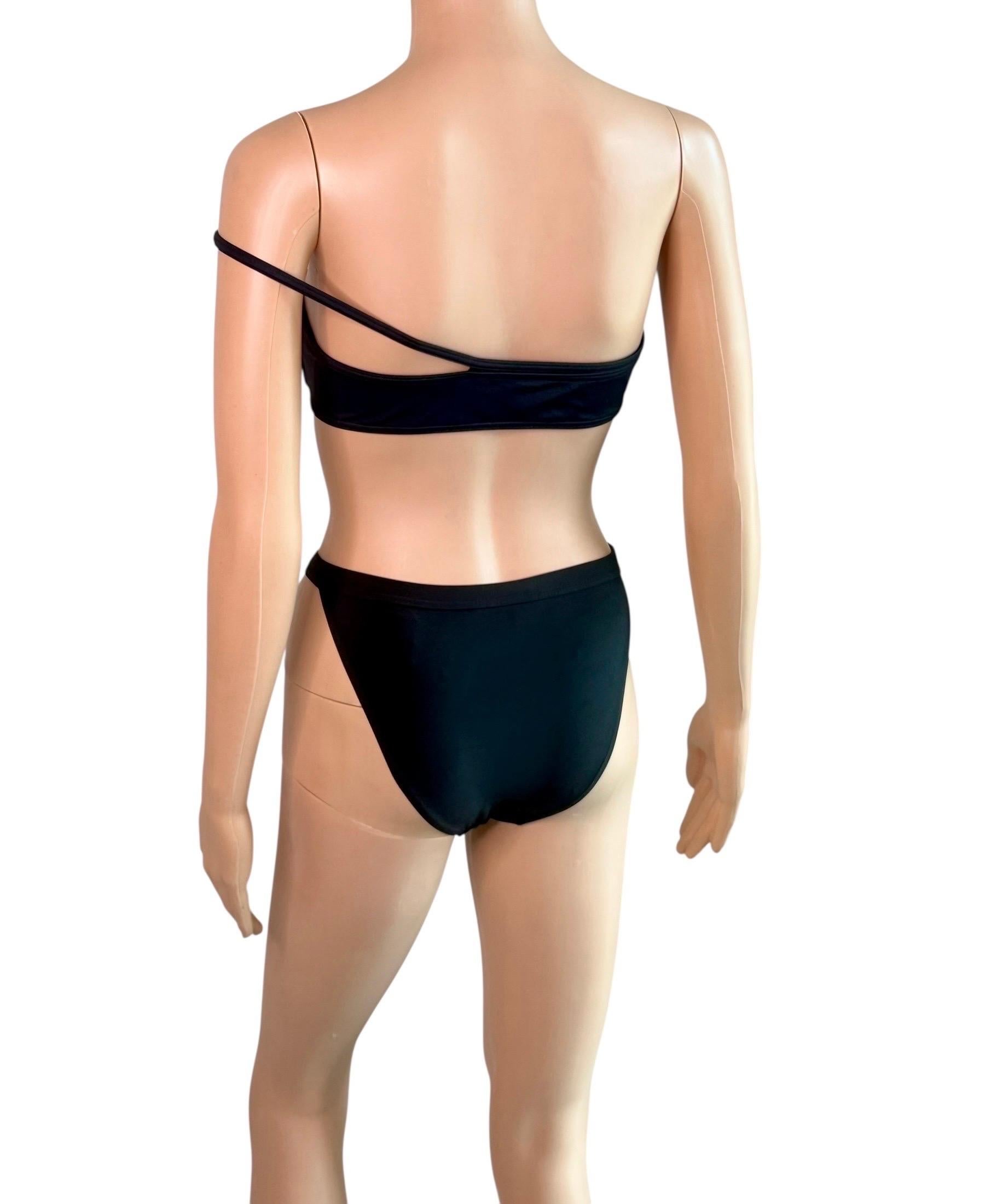 Tom Ford for Gucci S/S 1998 Zweiteiliges Set aus Bikini und BH mit Schnalle Bademode Badeanzug (Grau) im Angebot