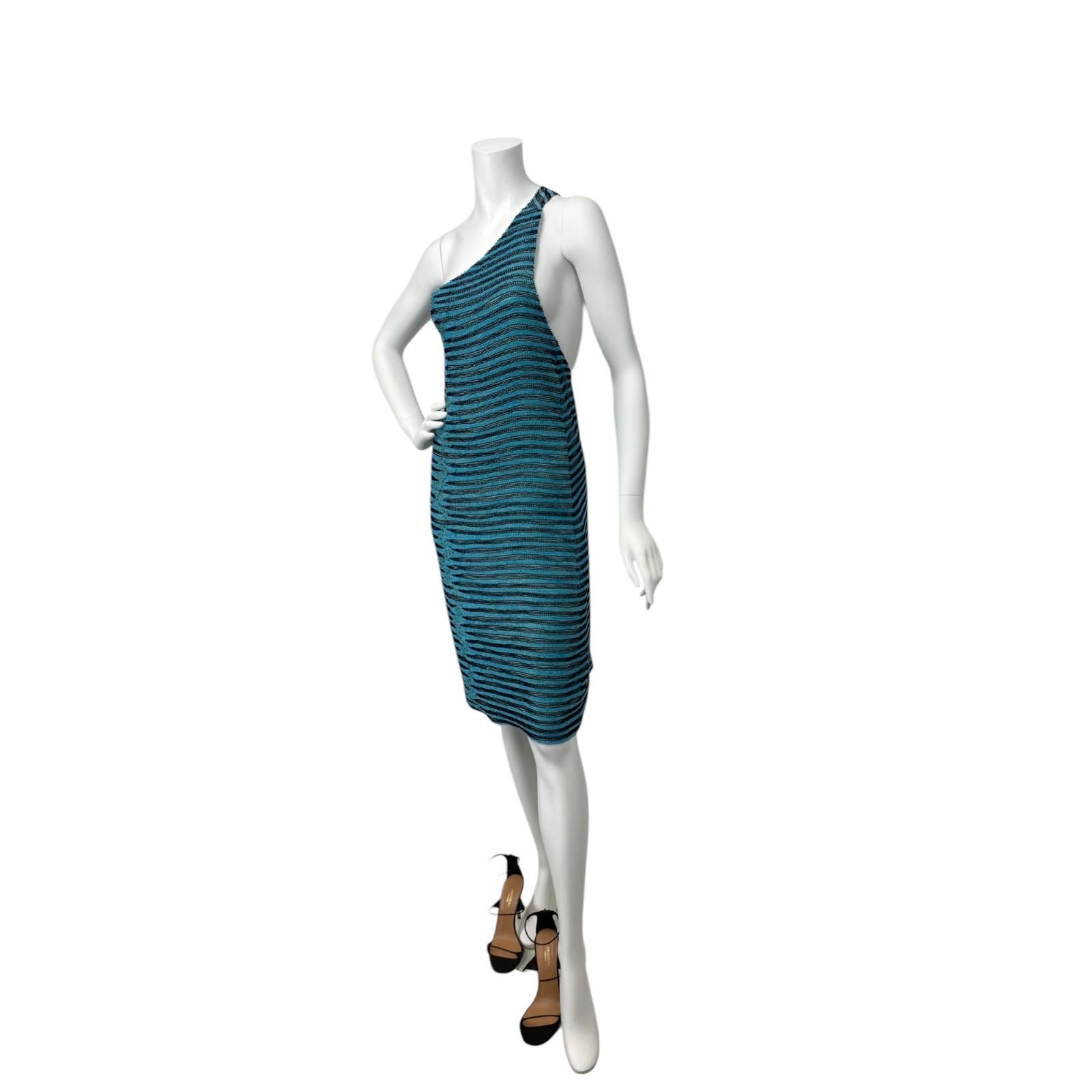 Tom Ford for Gucci S/S 2000  Beaded Mini Dress Sz: 42 In Excellent Condition For Sale In West Hartford, CT