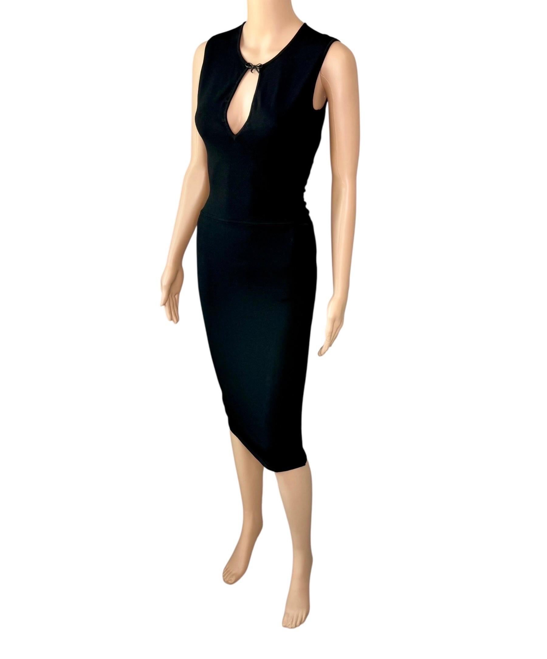 Tom Ford for Gucci S/S 2000 Bodycon Keyhole Neckline Knit Black Midi Dress For Sale 7