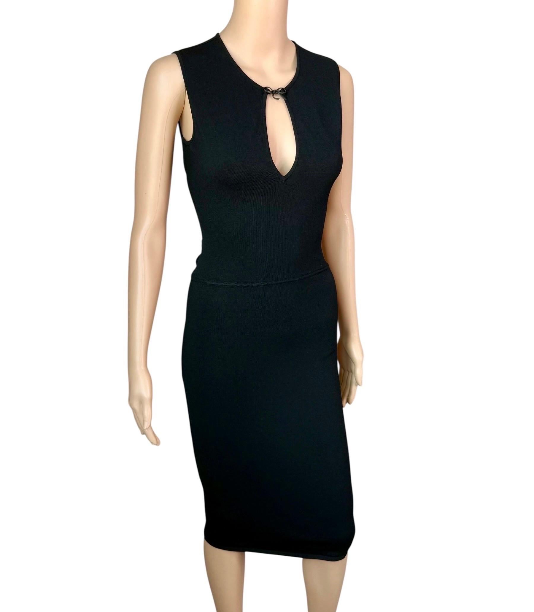 Women's Tom Ford for Gucci S/S 2000 Bodycon Keyhole Neckline Knit Black Midi Dress For Sale