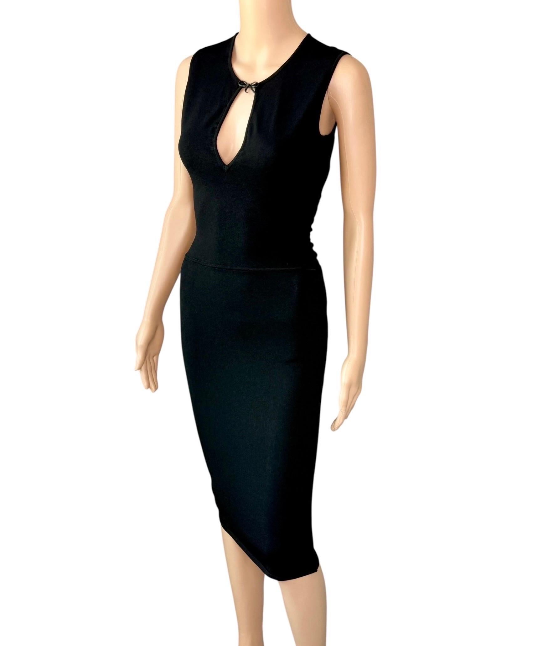 Tom Ford for Gucci S/S 2000 Bodycon Keyhole Neckline Knit Black Midi Dress For Sale 2