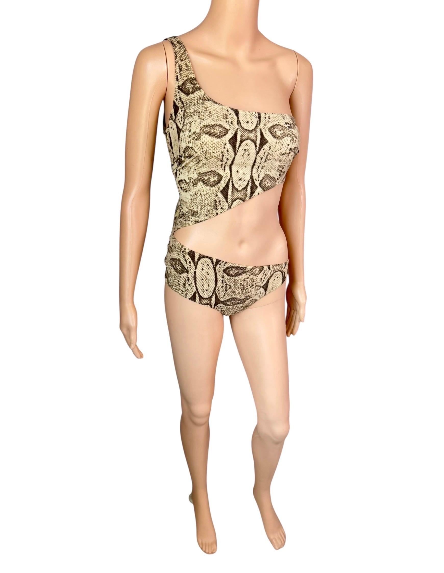 Tom Ford for Gucci S/S 2000 Runway Cutout One Piece Bodysuit Swimsuit Swimwear For Sale 11
